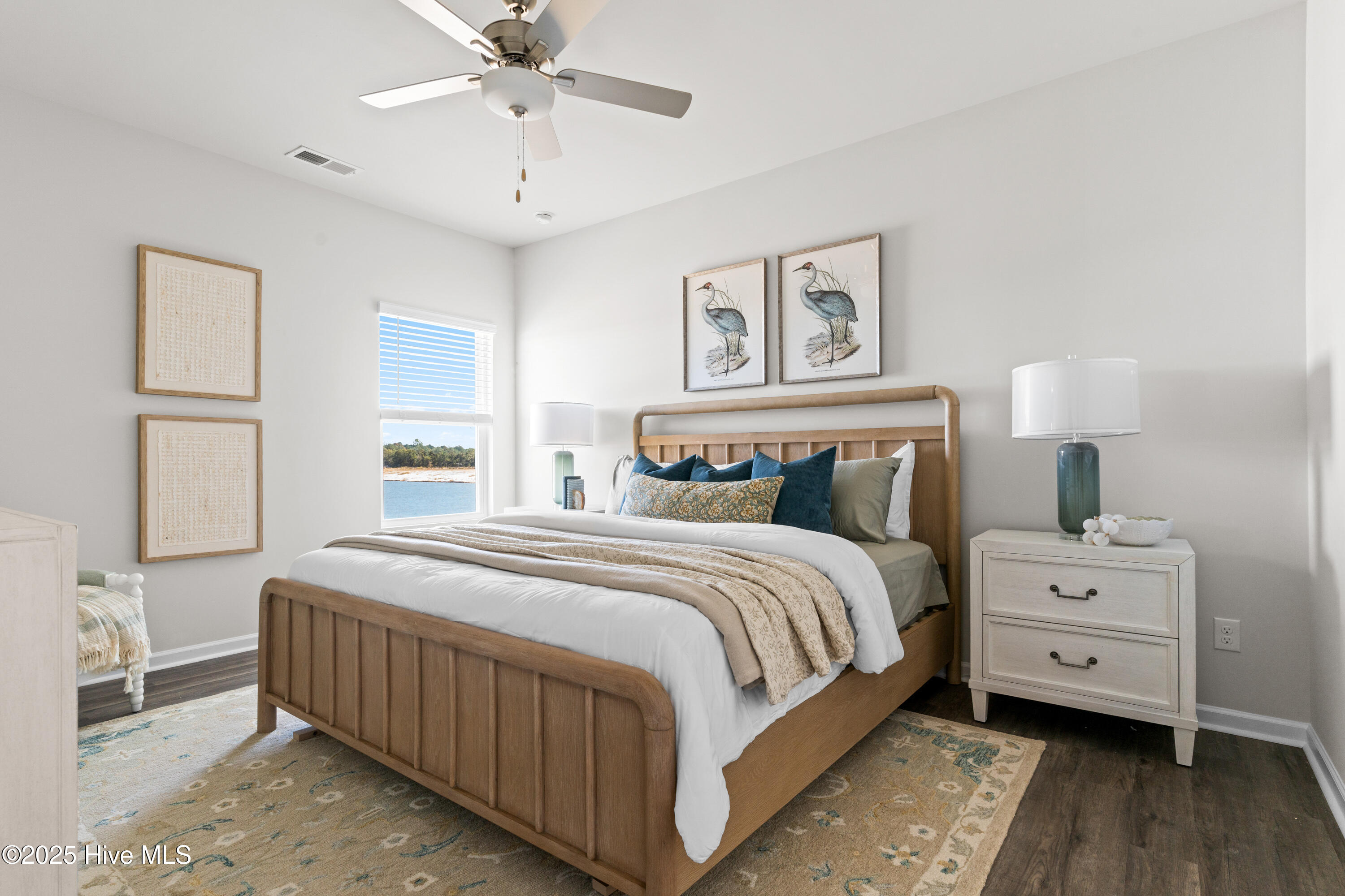 100538180 | Photo 15