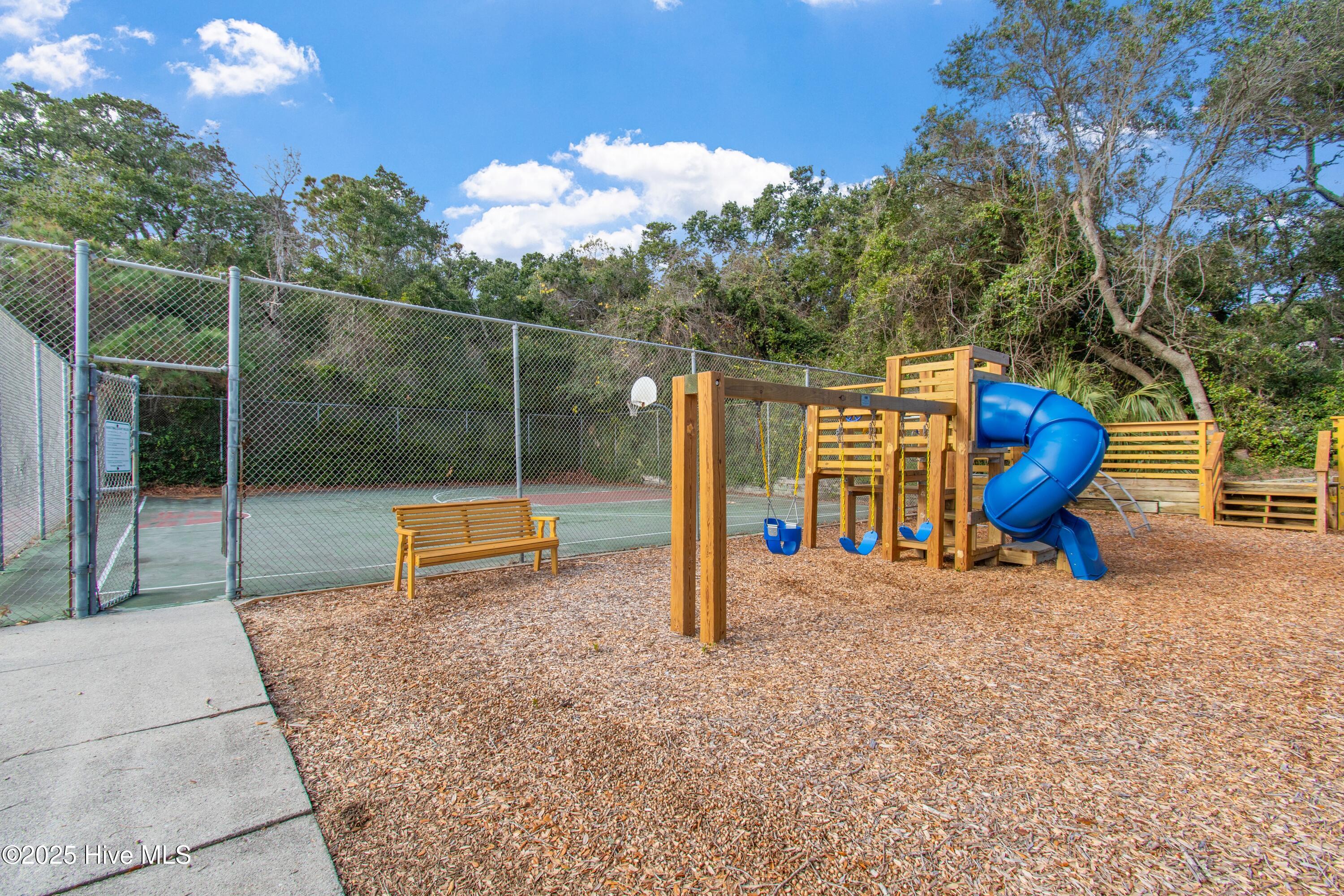 100544302 | Photo 54