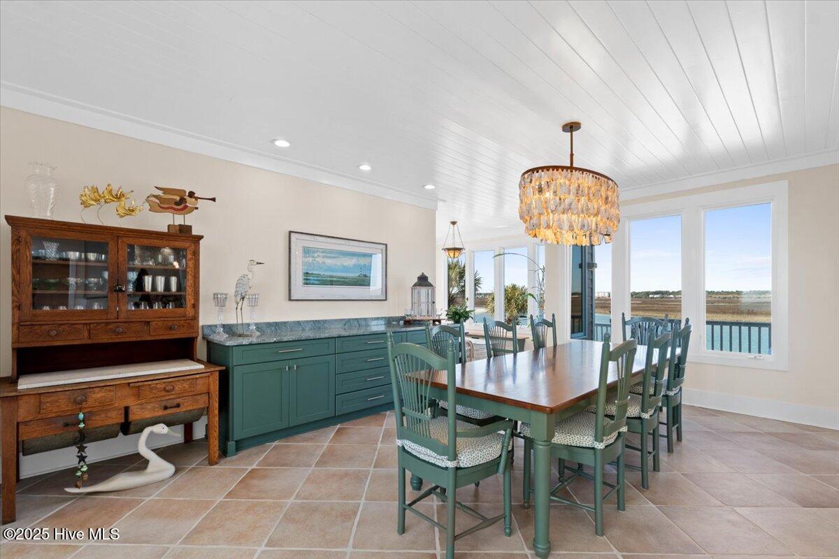 100491372 | Photo 25