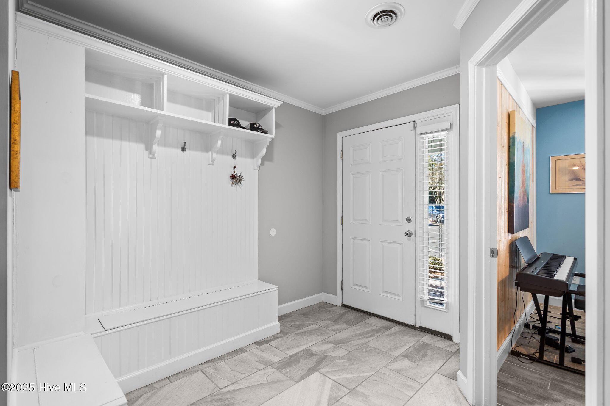 100546041 | Photo 20