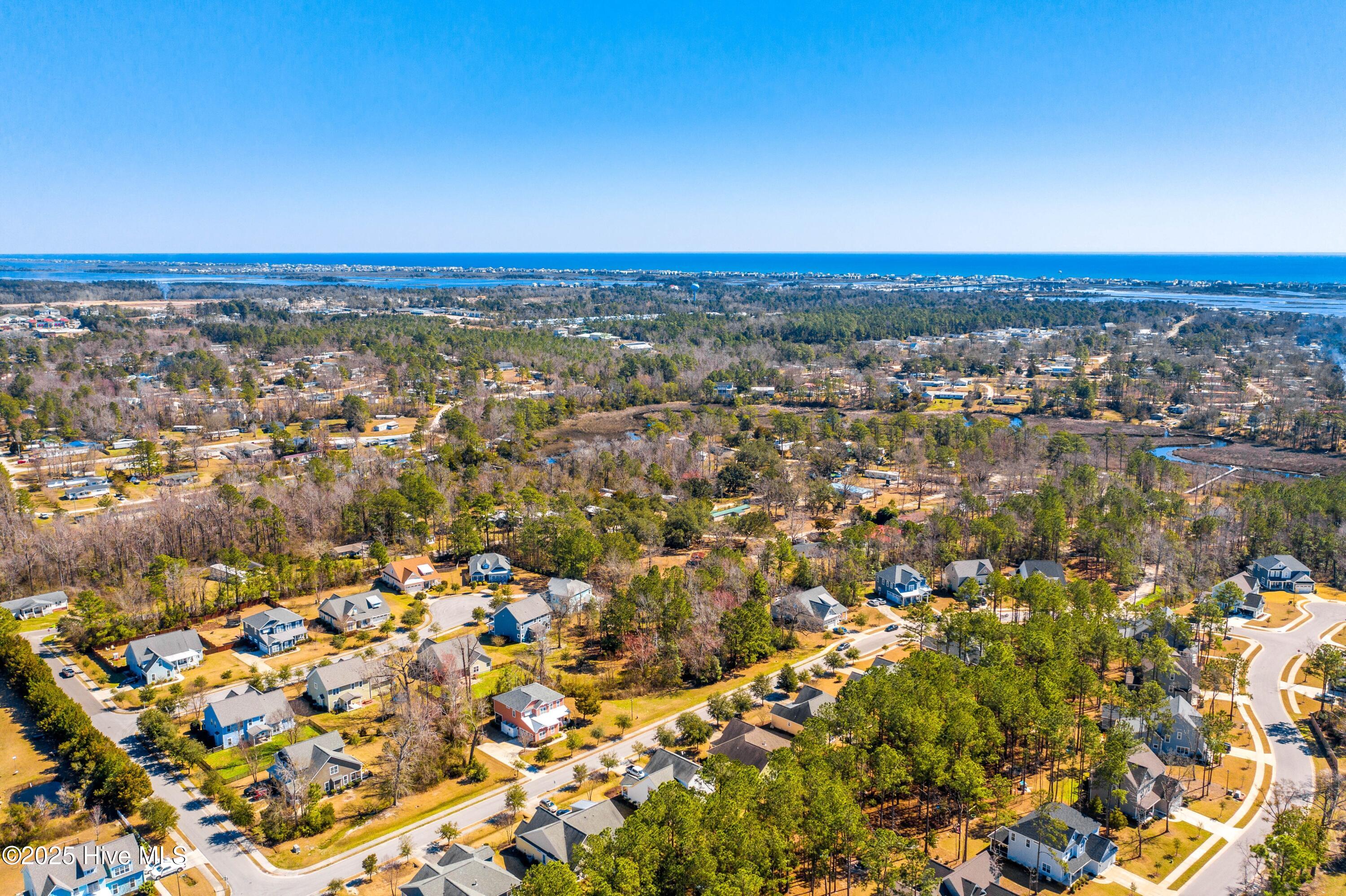 100570166 | Photo 25