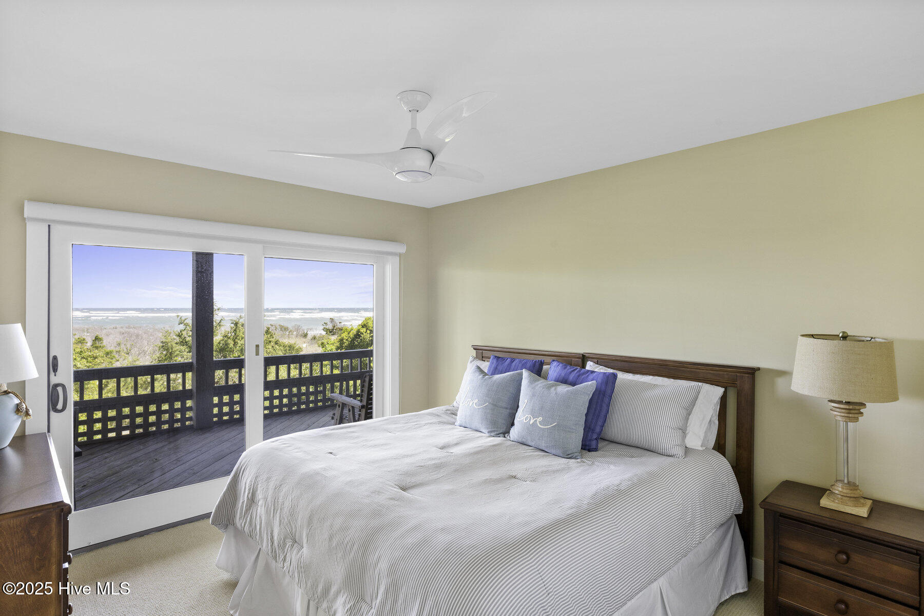 100500636 | Photo 32