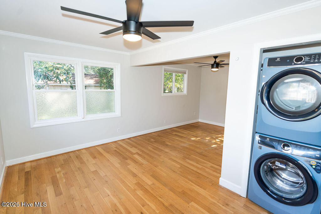 100554317 | Photo 19