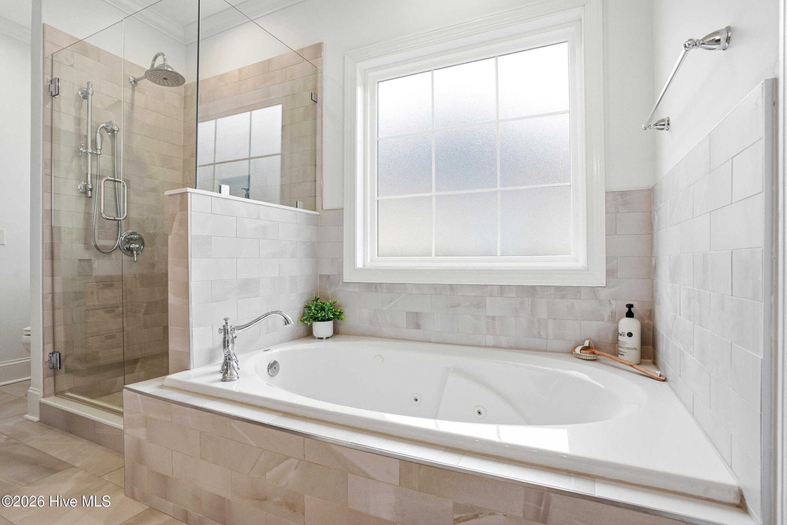 100551601 | Photo 25