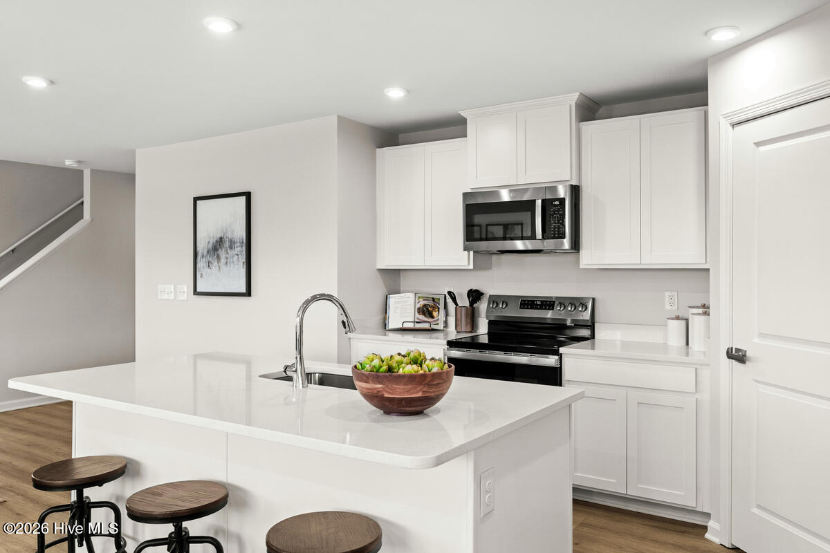 100564045 | Photo 11