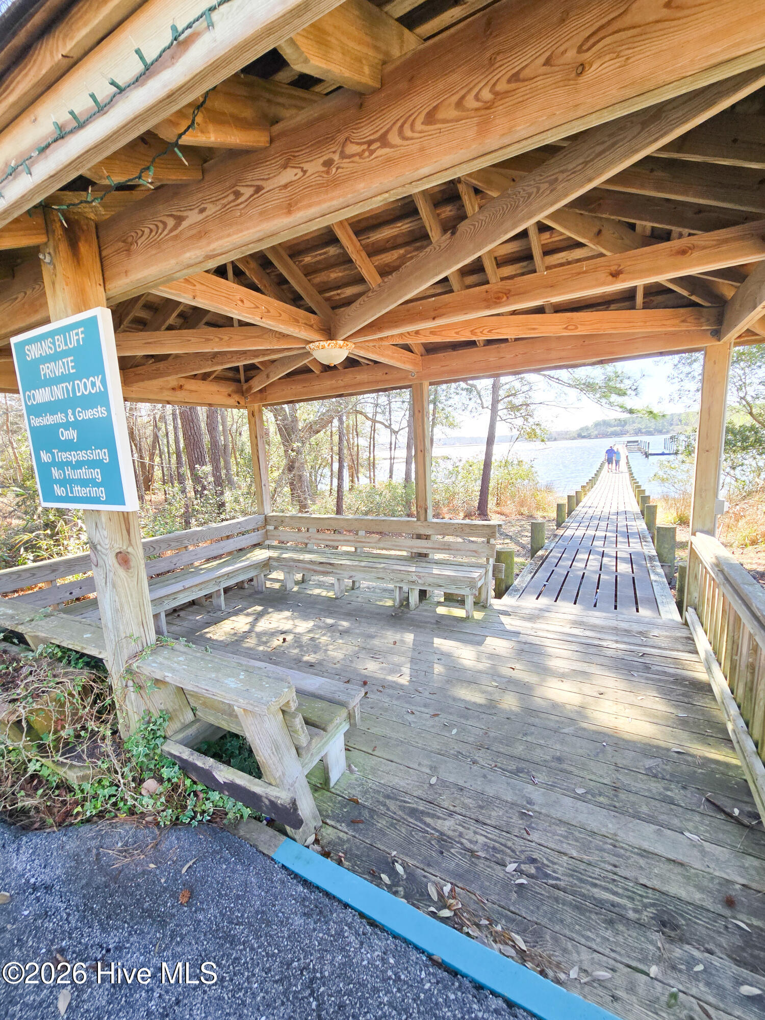 100558924 | Photo 53