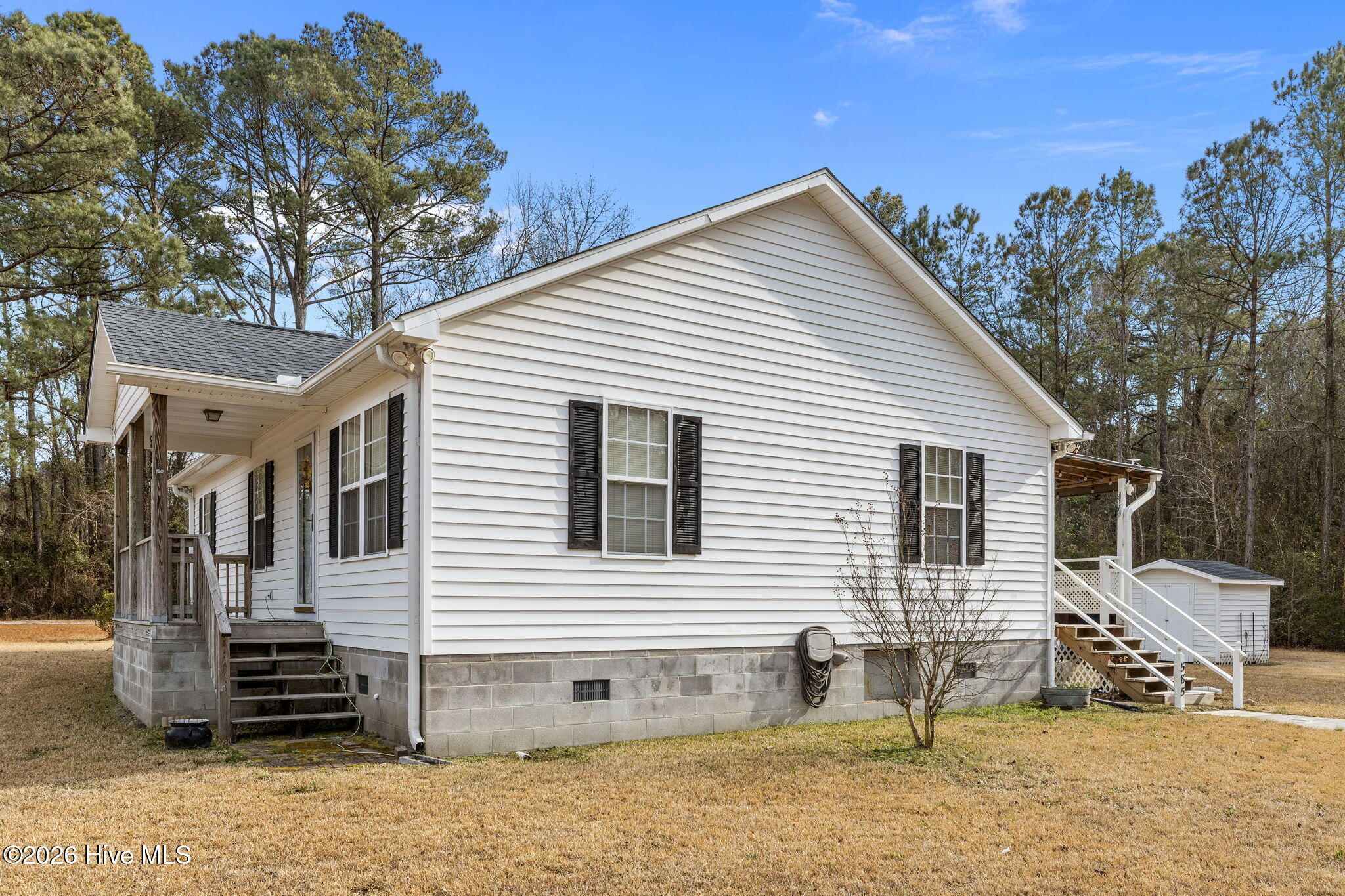 585 Roberts Road,Newport