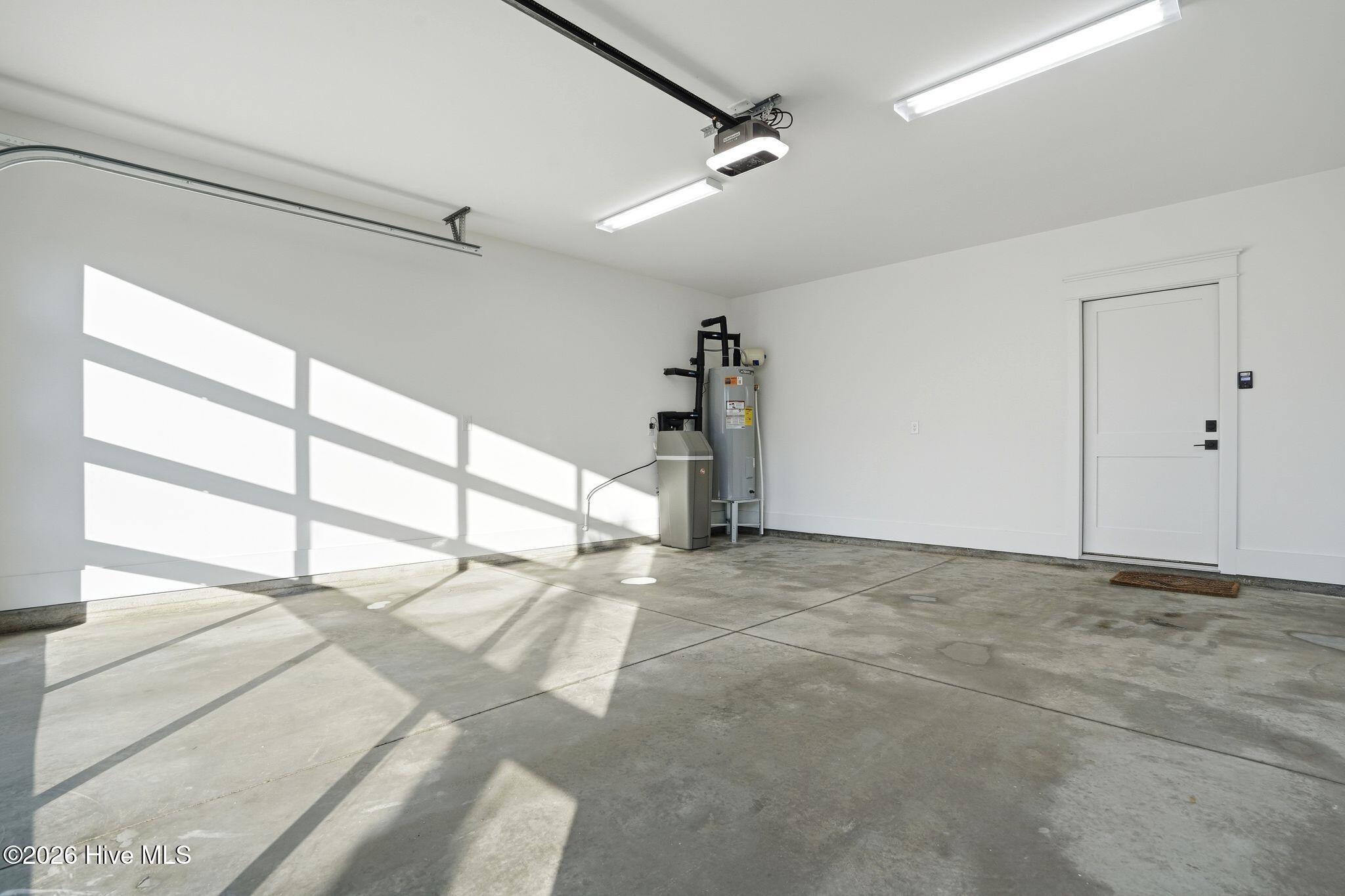 100554996 | Photo 81