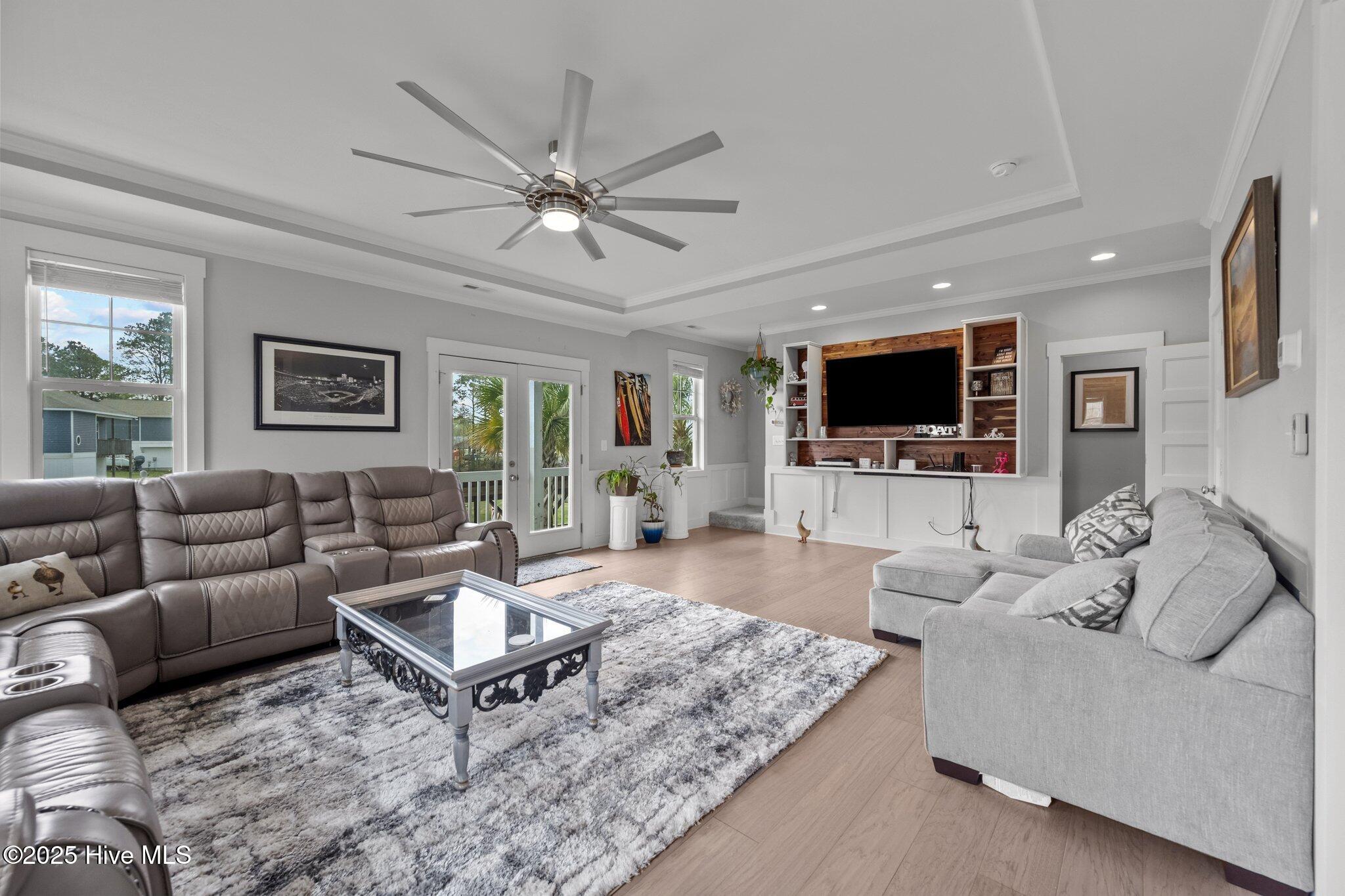 100517734 | Photo 22