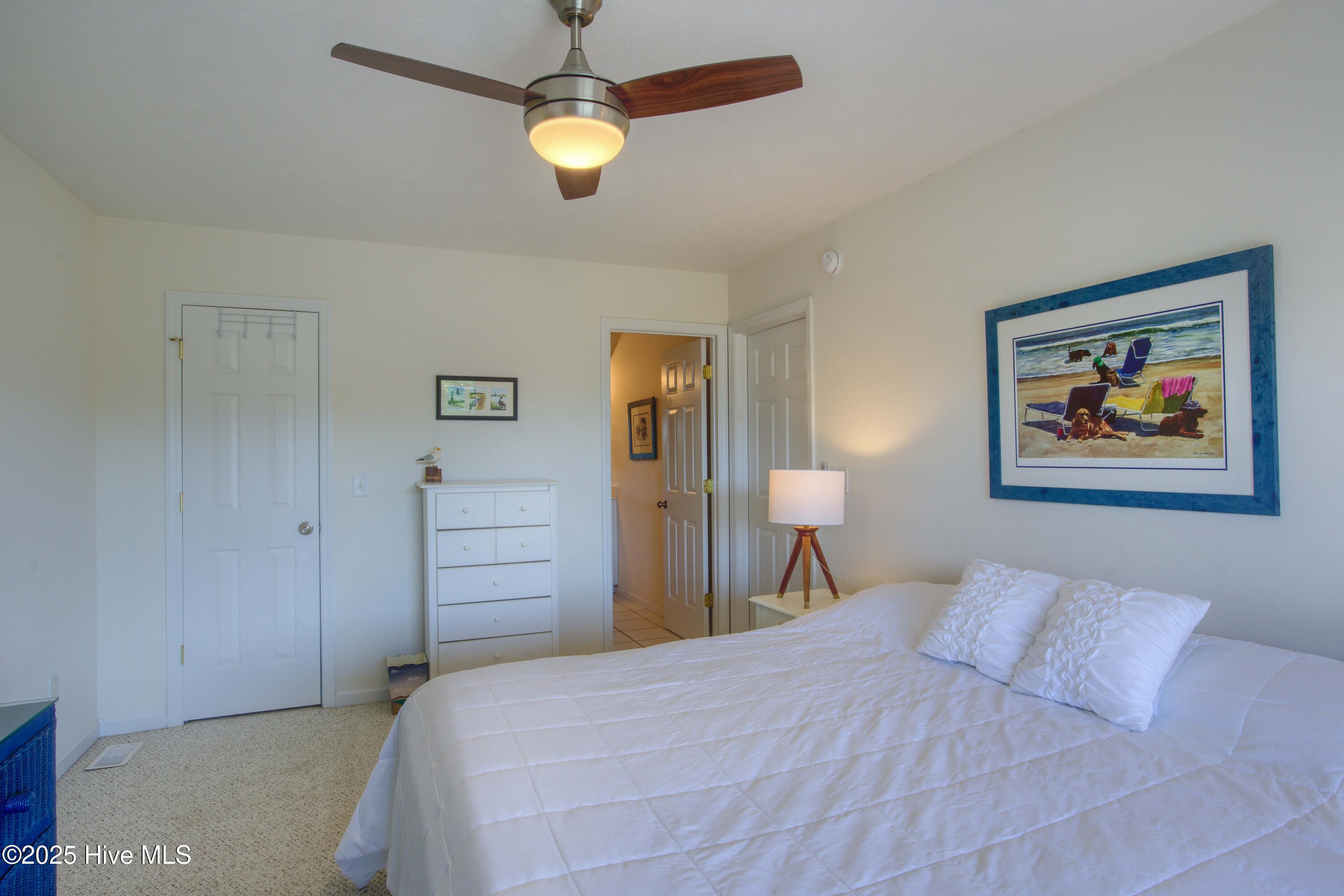 100524182 | Photo 32