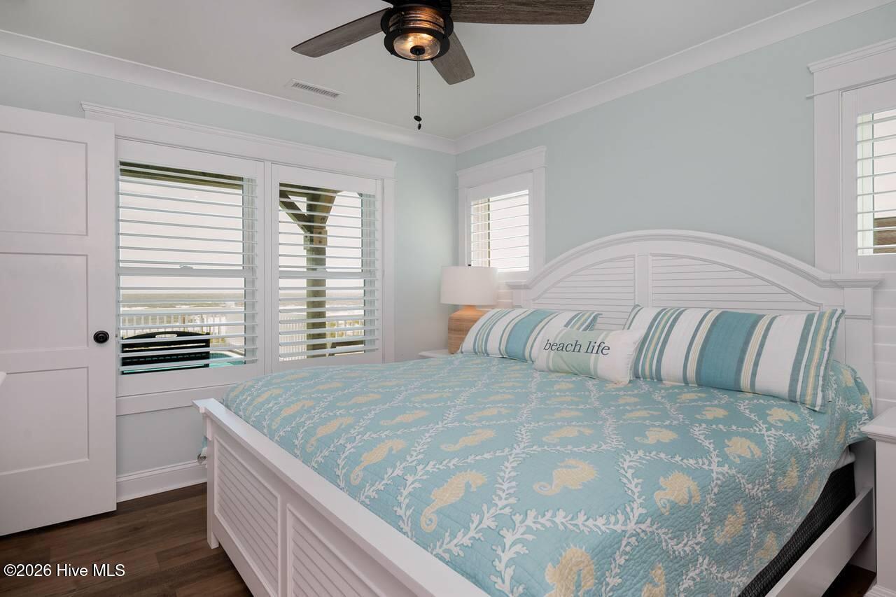 100560212 | Photo 110