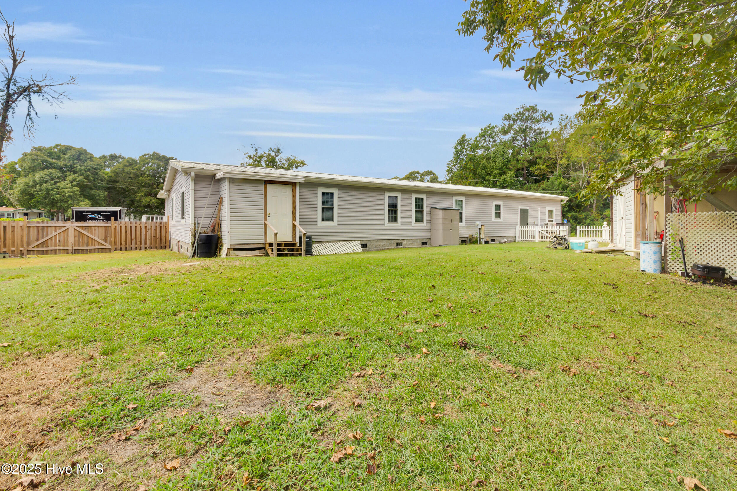 414 W Branch Drive, Newport, NC, 28570