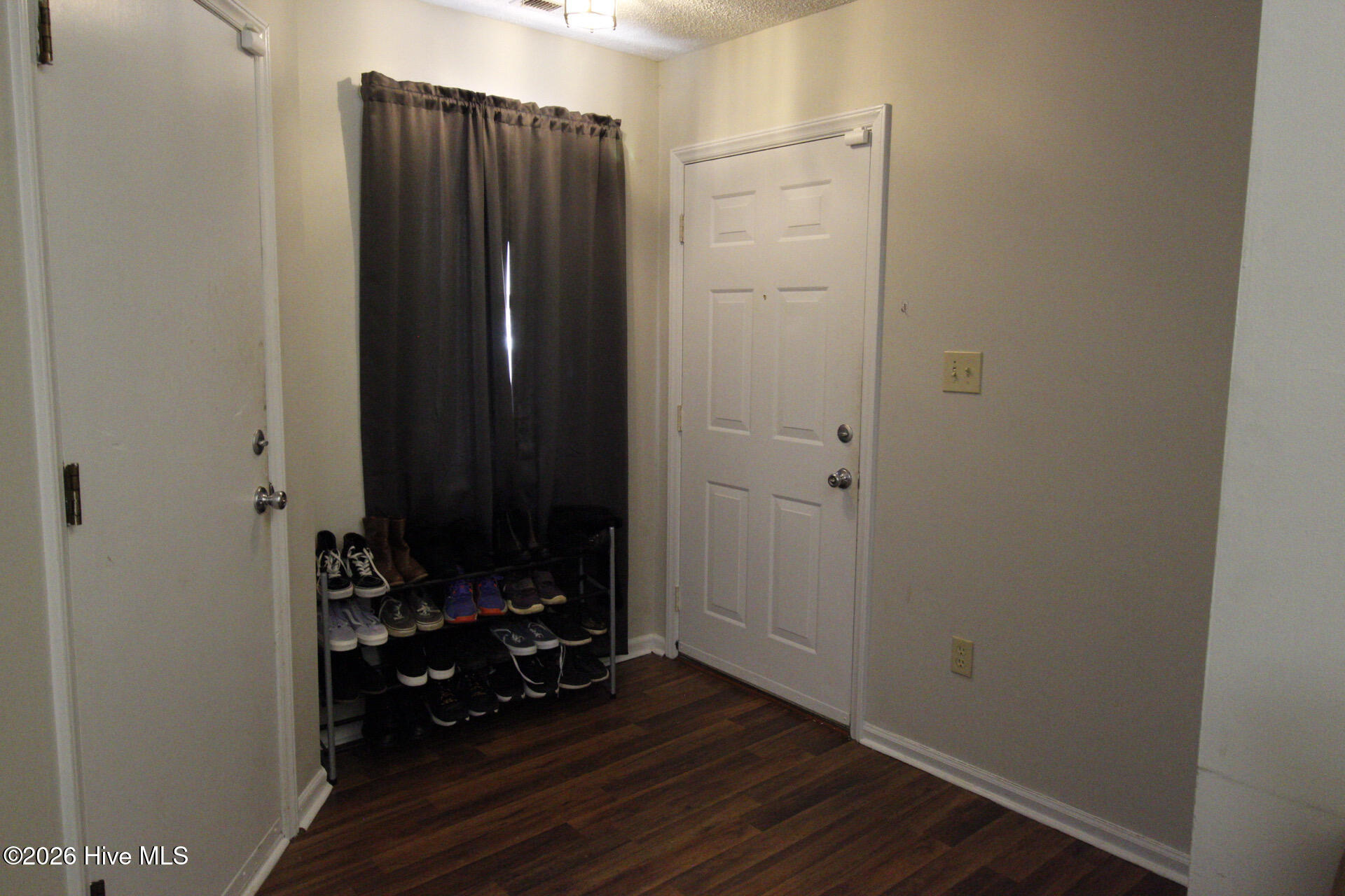 3rd image of 408 Singletree Ct, Jacksonville, NC 28540 | MLS# 100598713