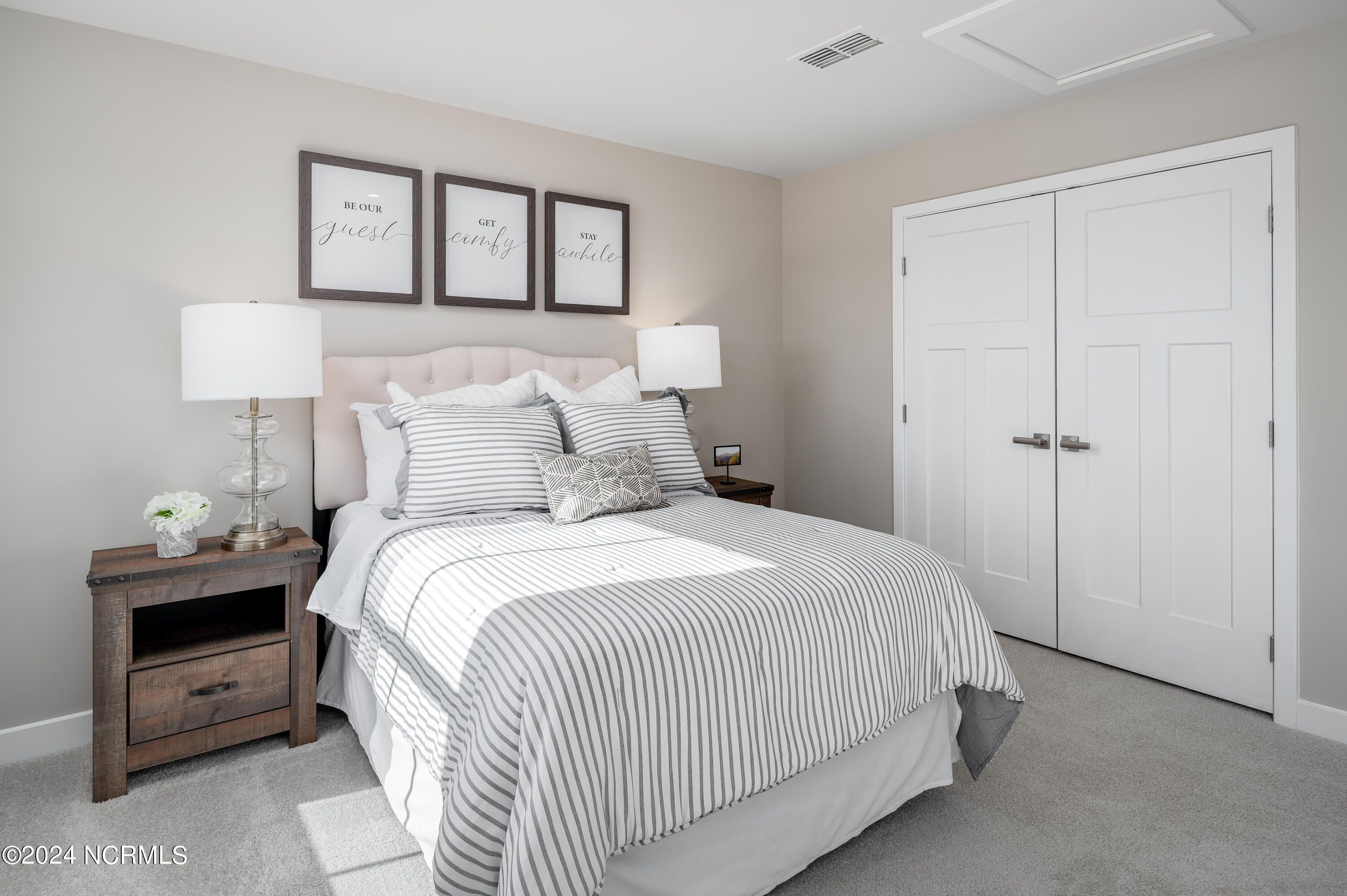 100560070 | Photo 20