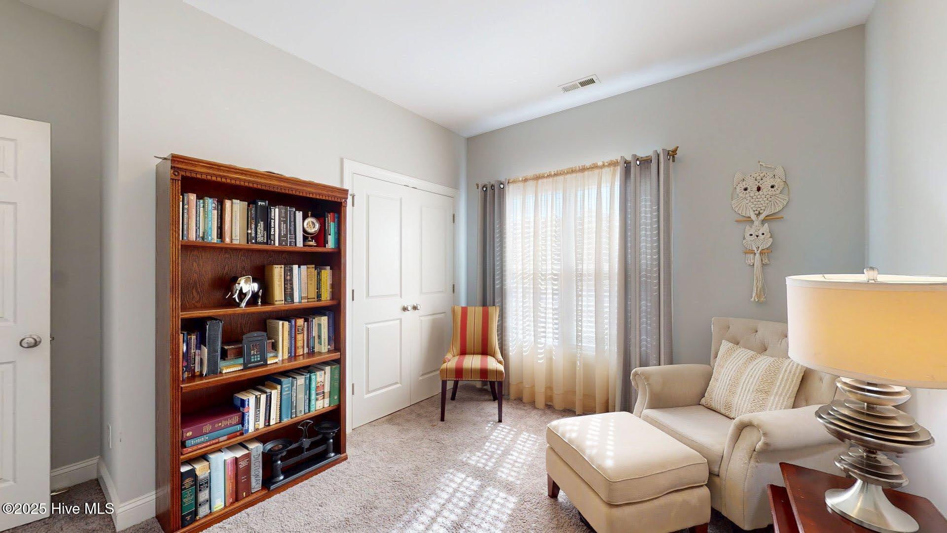 100550160 | Photo 35