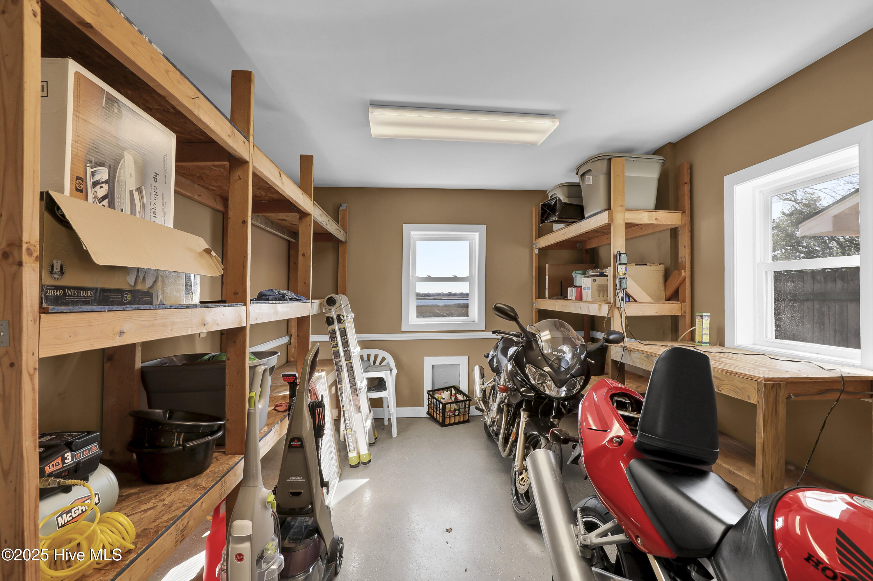 100527440 | Photo 30