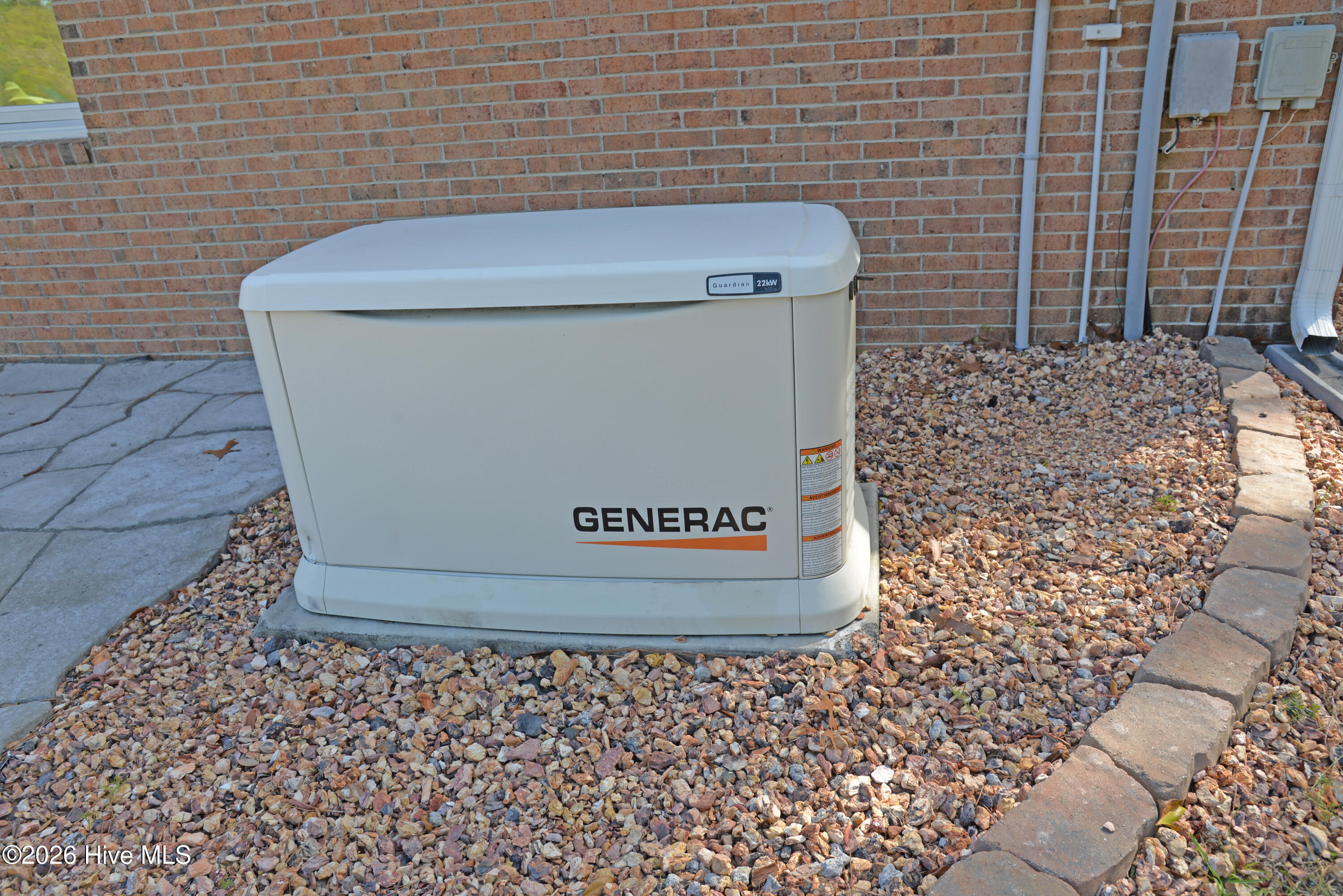 100564925 | Photo 36