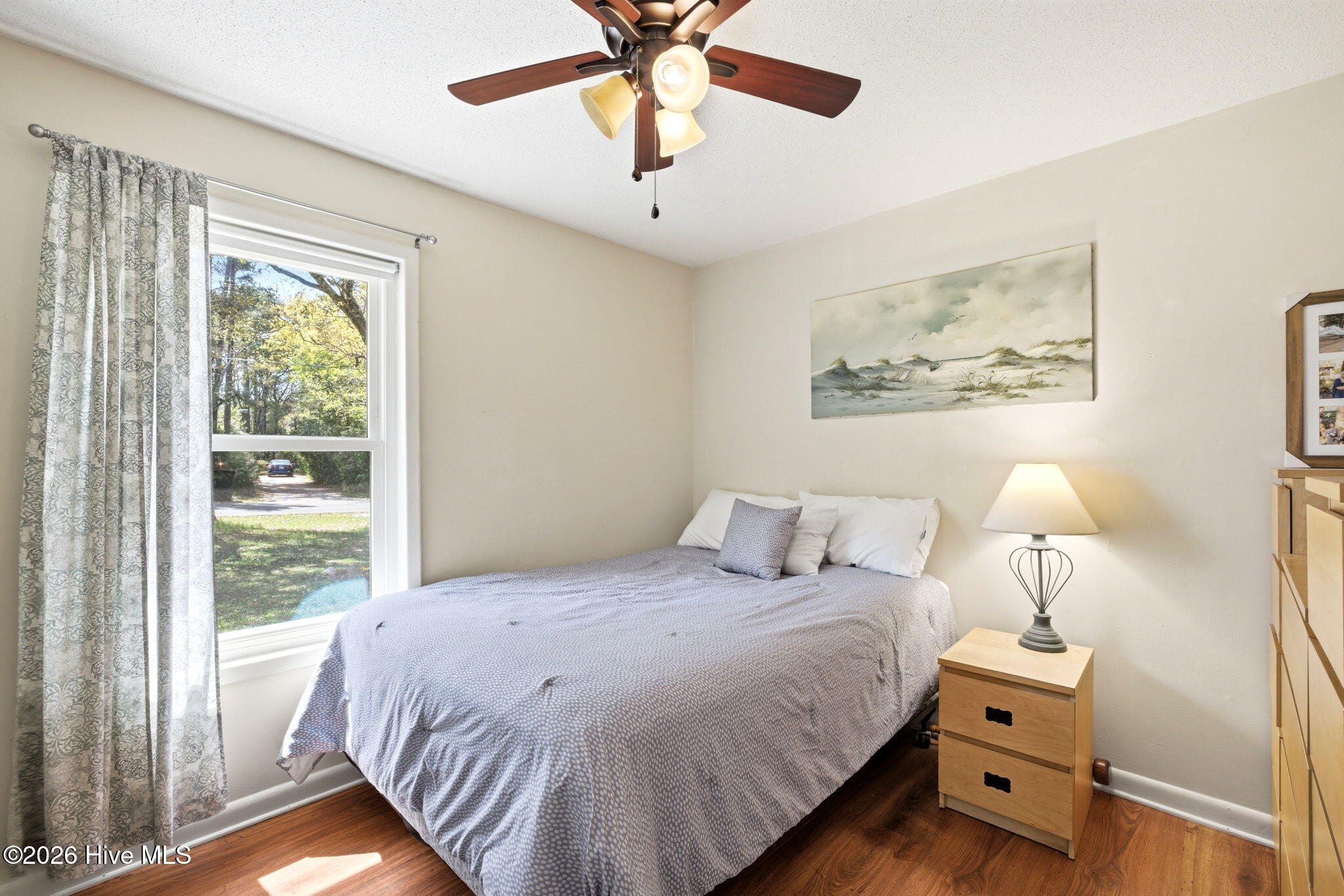 100564618 | Photo 38