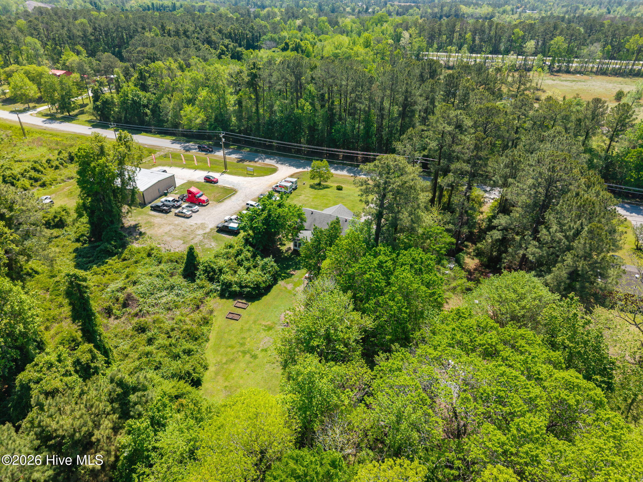 100567940 | Photo 38