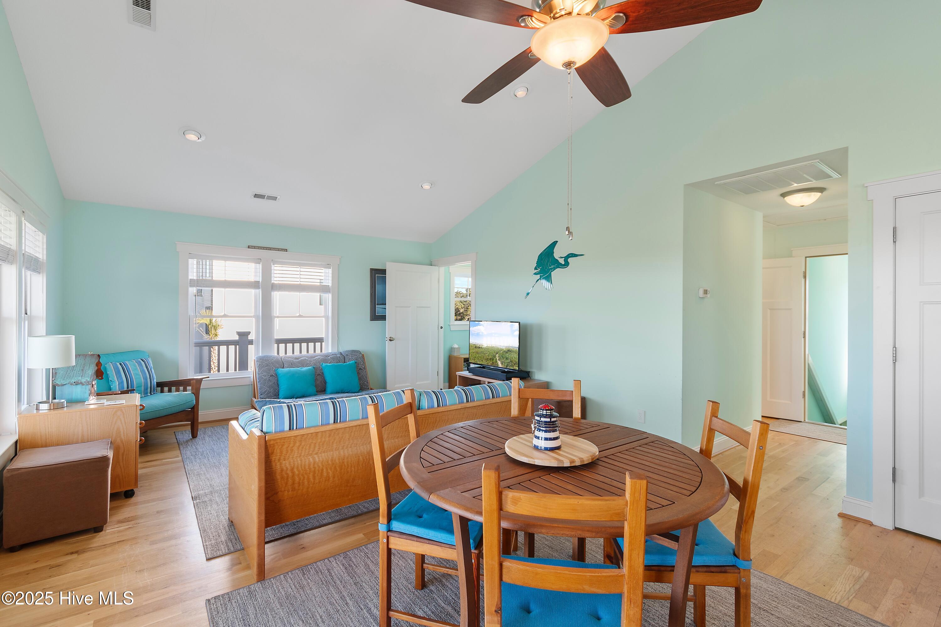 100541984 | Photo 20