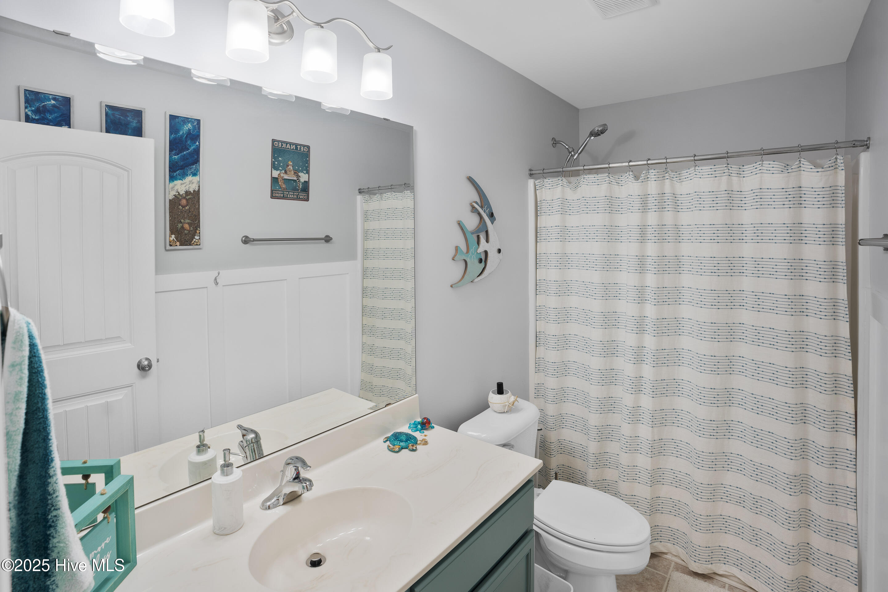 100526755 | Photo 18