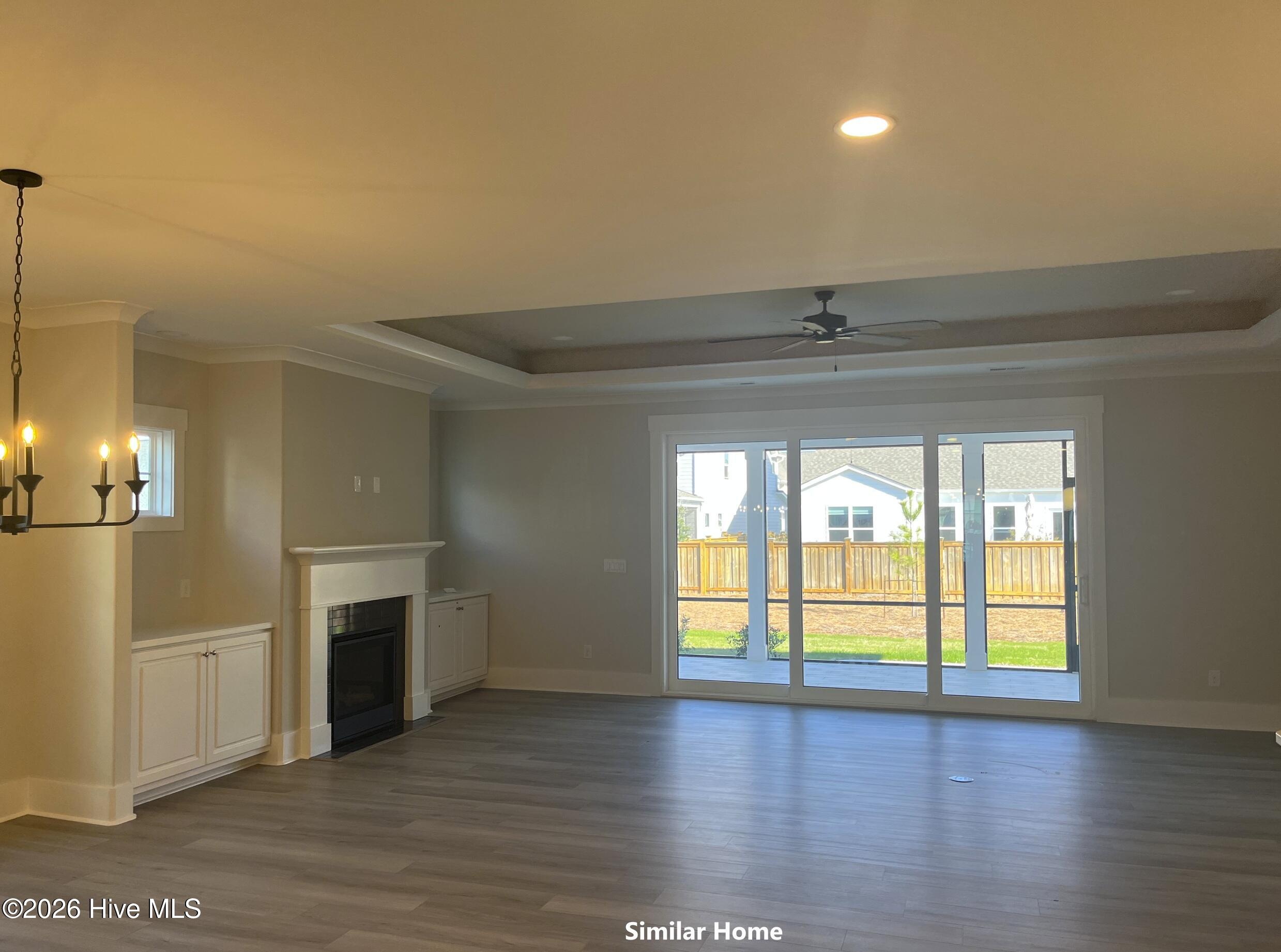 100553760 | Photo 12