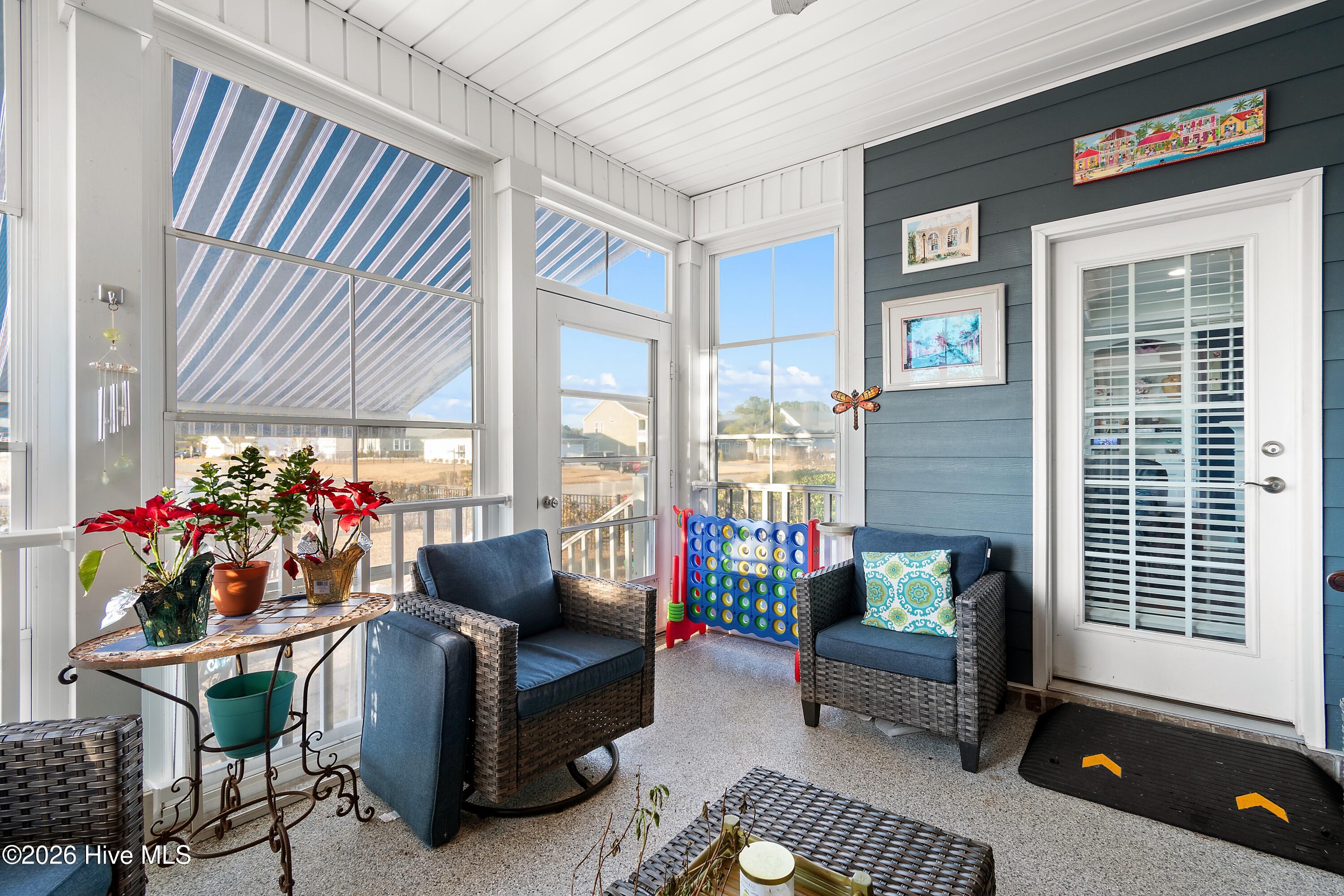 100548400 | Photo 17