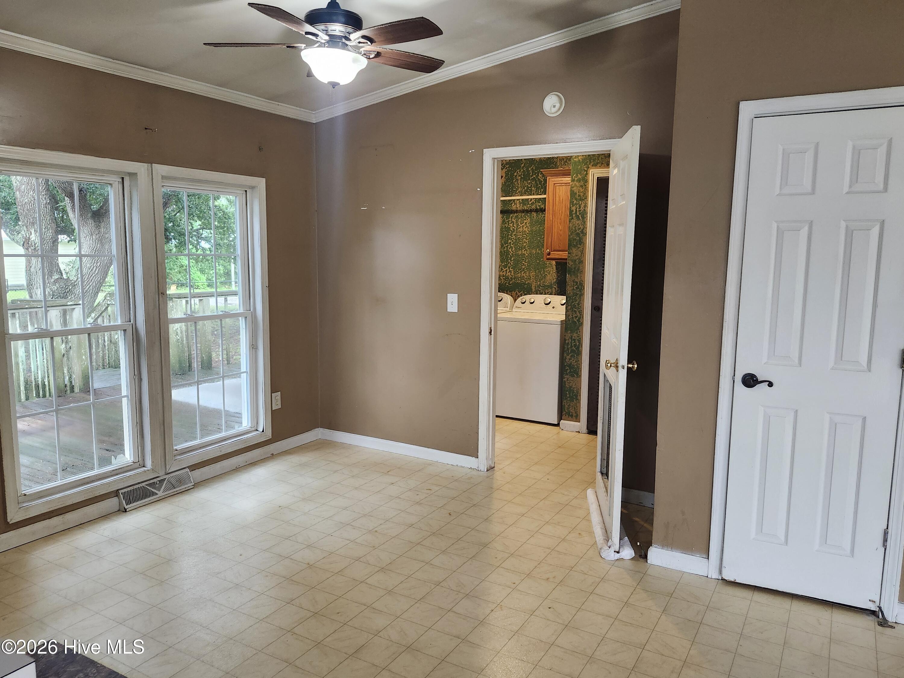 119 Dixon Drive,Newport
