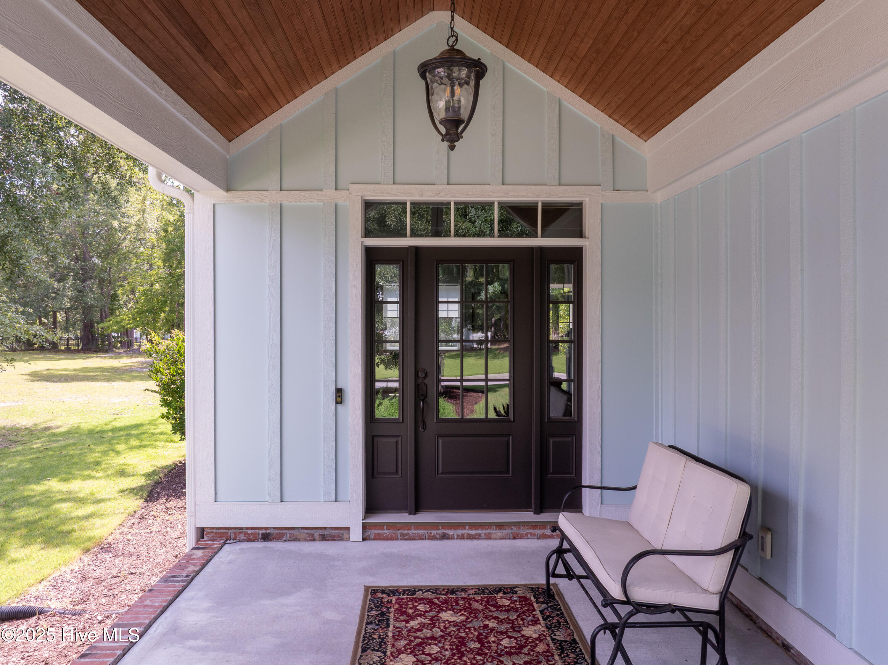 100522220 | Photo 12