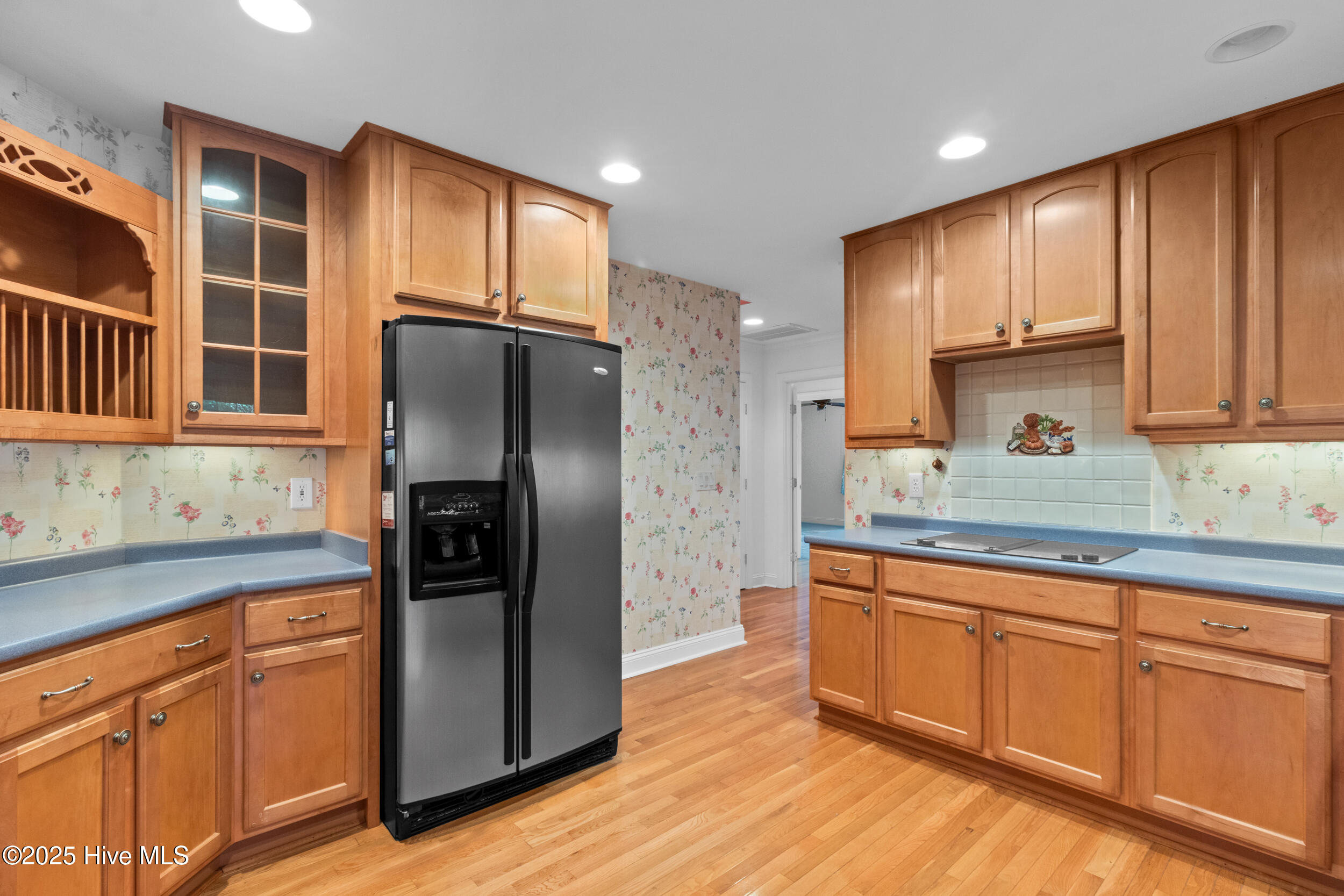 100539143 | Photo 12