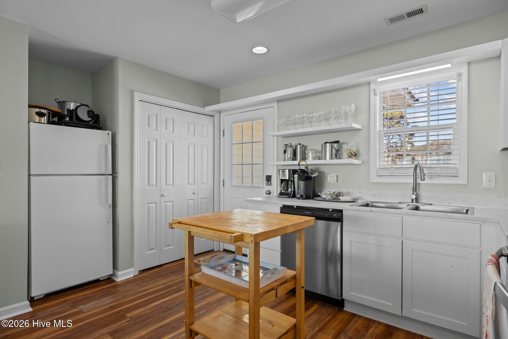 662 Island Road,Harkers Island