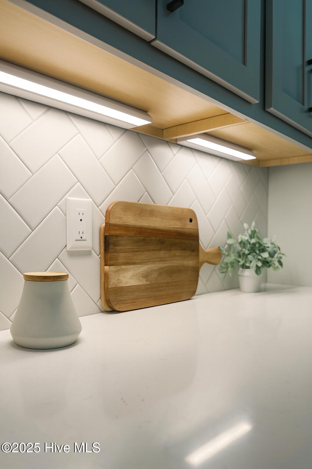 5C6F4D95-04D8-4E5B-8B29-54E7737D199F