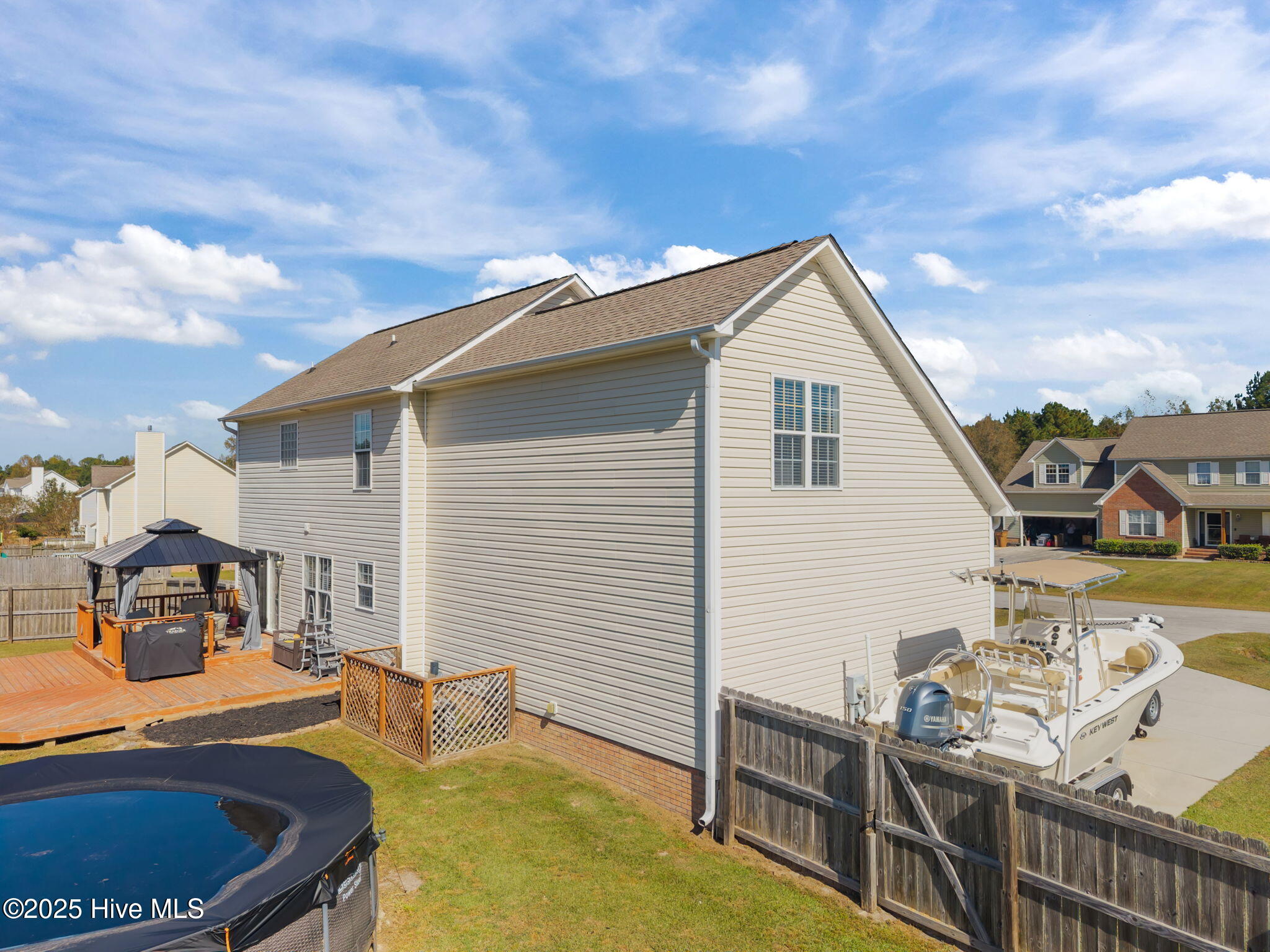 100538384 | Photo 37