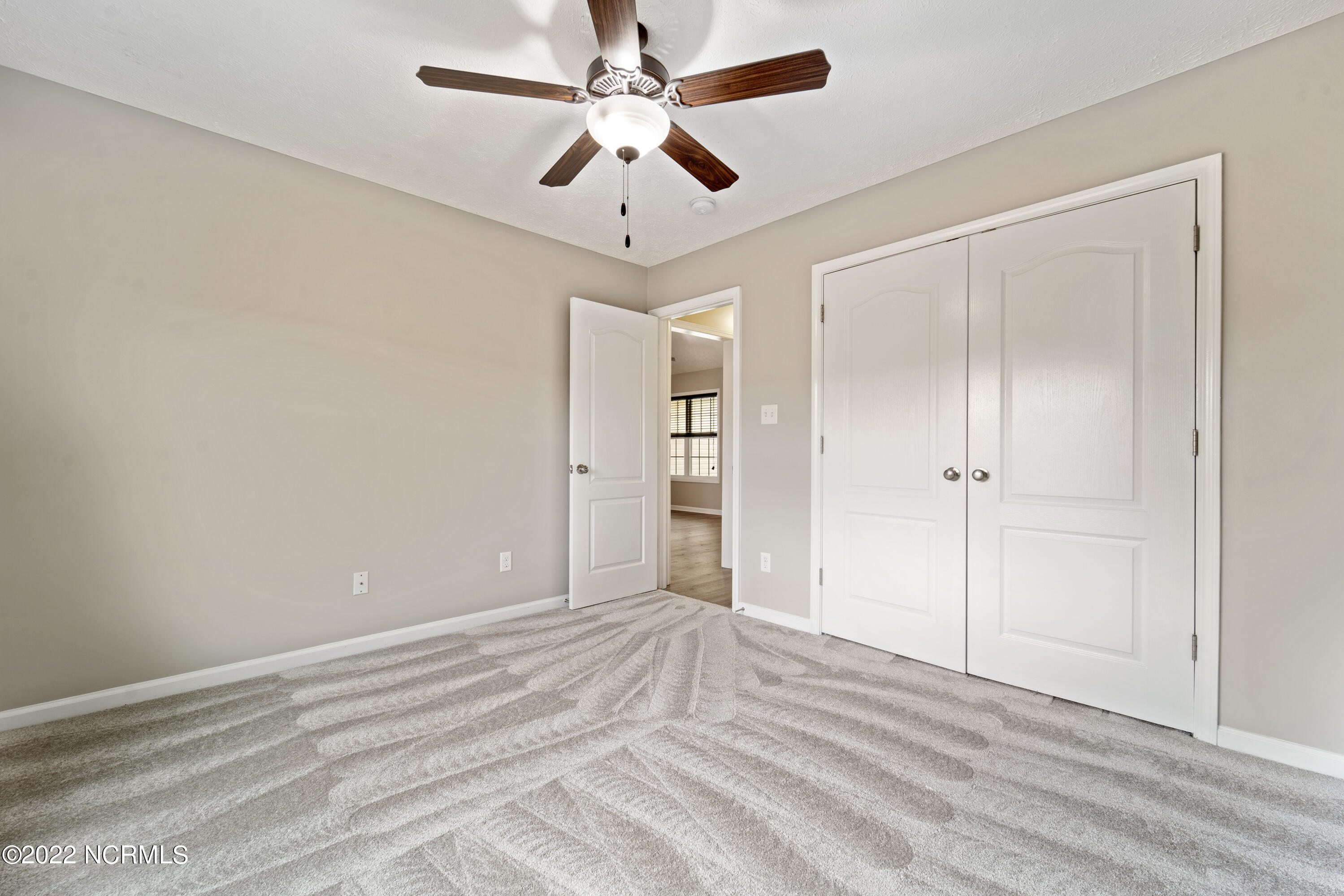 100564225 | Photo 26