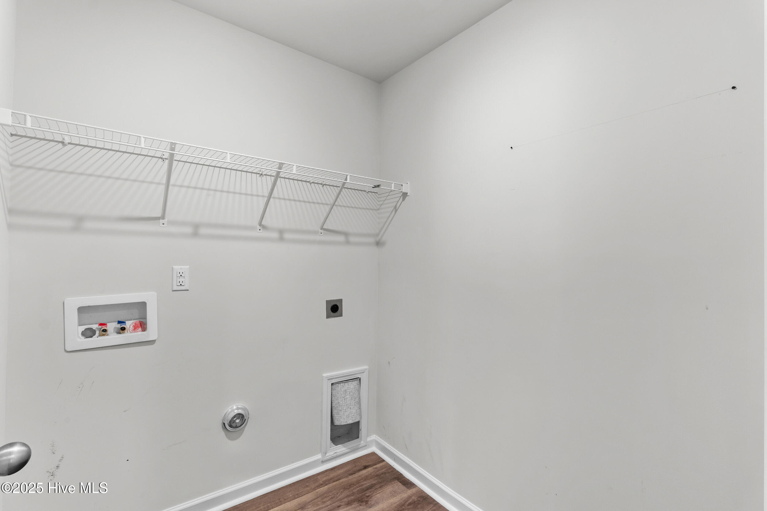 100519955 | Photo 18