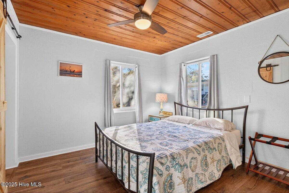 100547366 | Photo 28