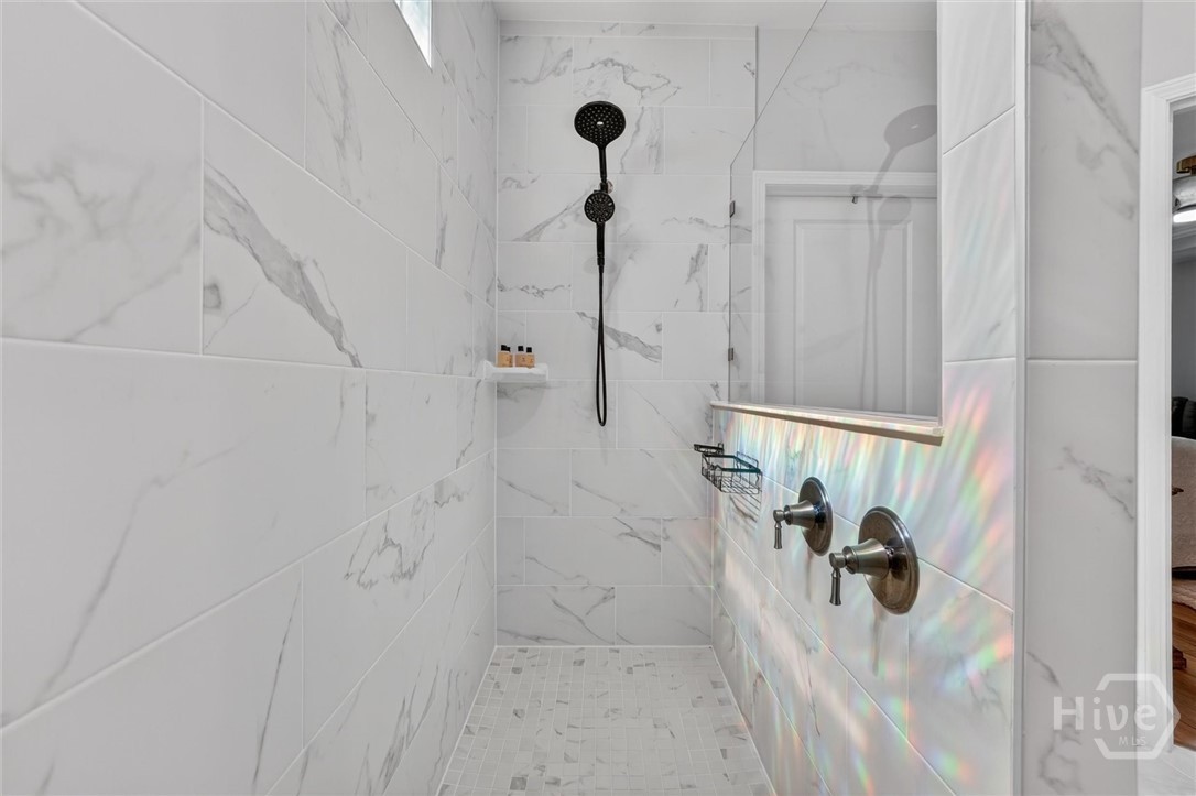 Rain Head and Wall Shower Head