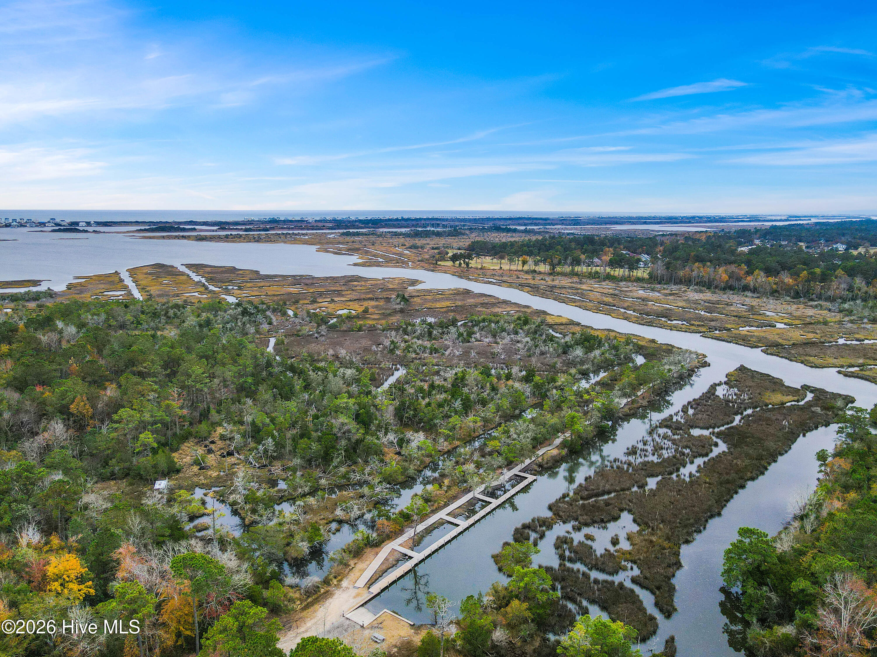 100562110 | Photo 87