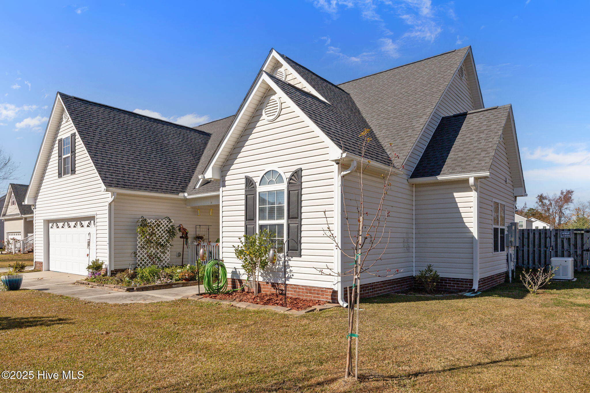 116 Weste Avenue, Jacksonville, NC 28540 – photo 2: 3-web-or-mls-116 Weste Ave 105