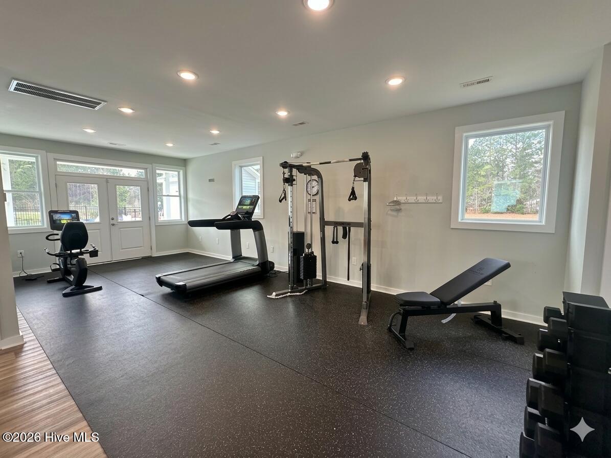 100556356 | Photo 33