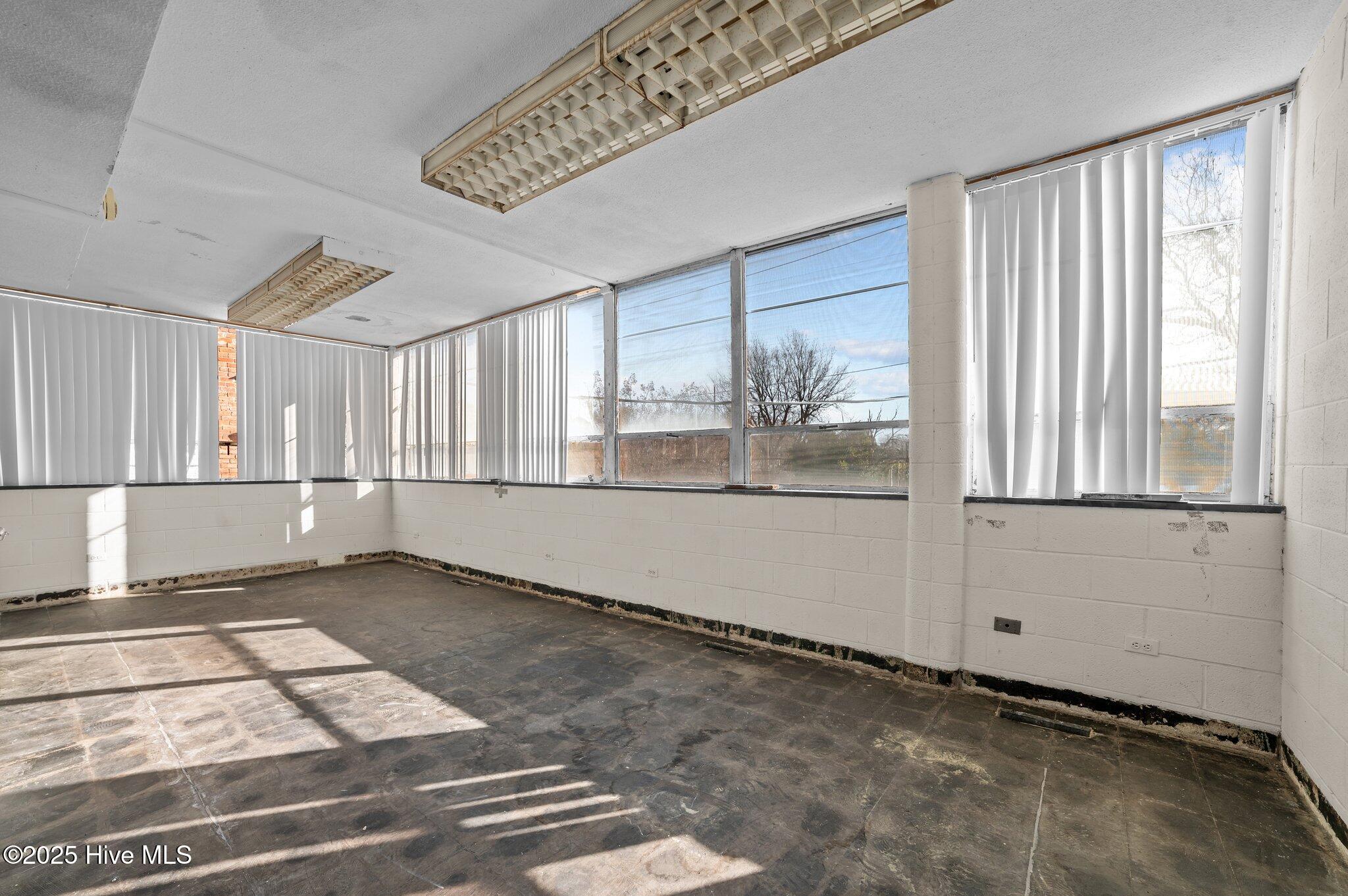 211 N Market Street, Washington, NC, 27889