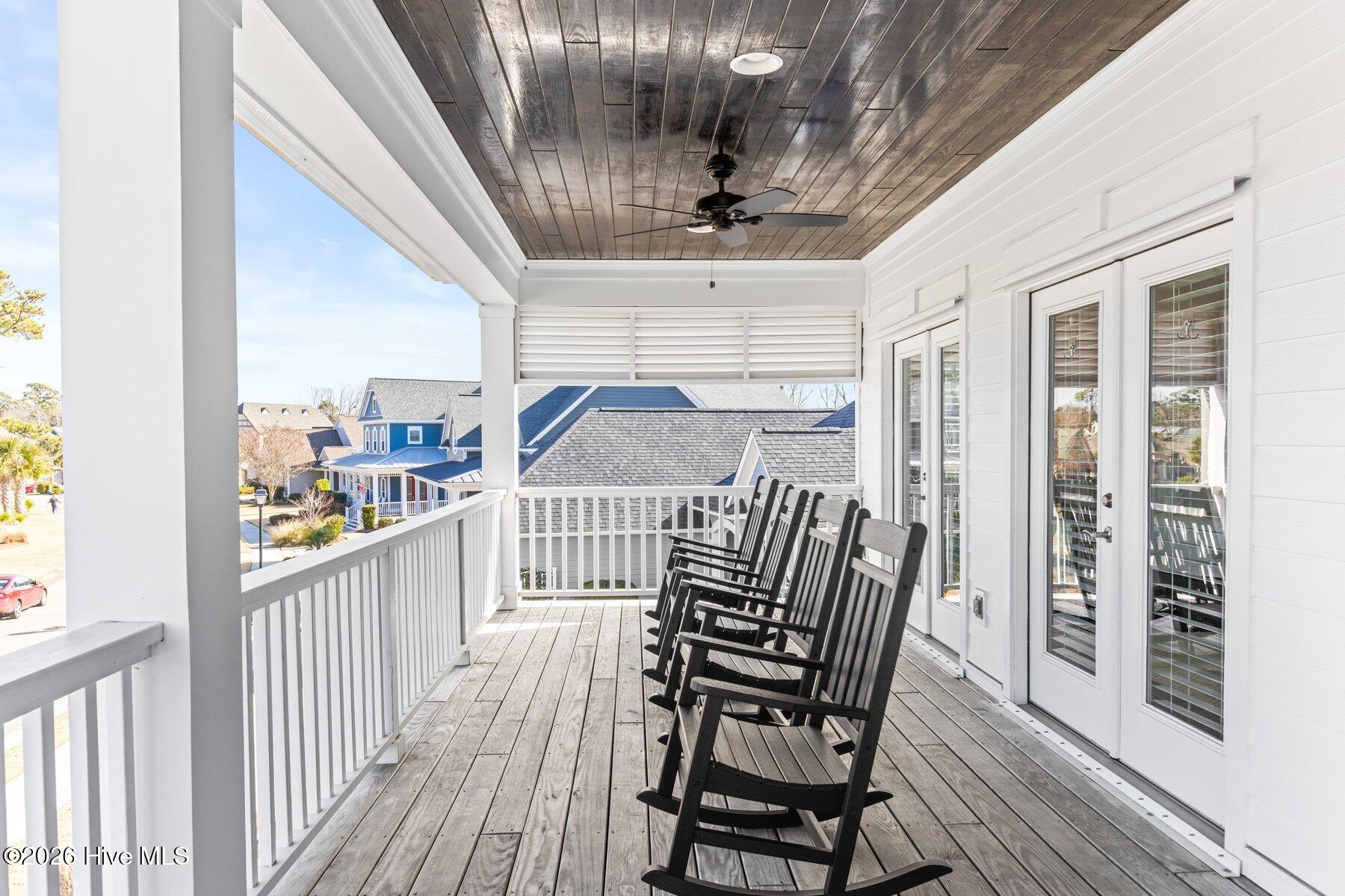 100550538 | Photo 51