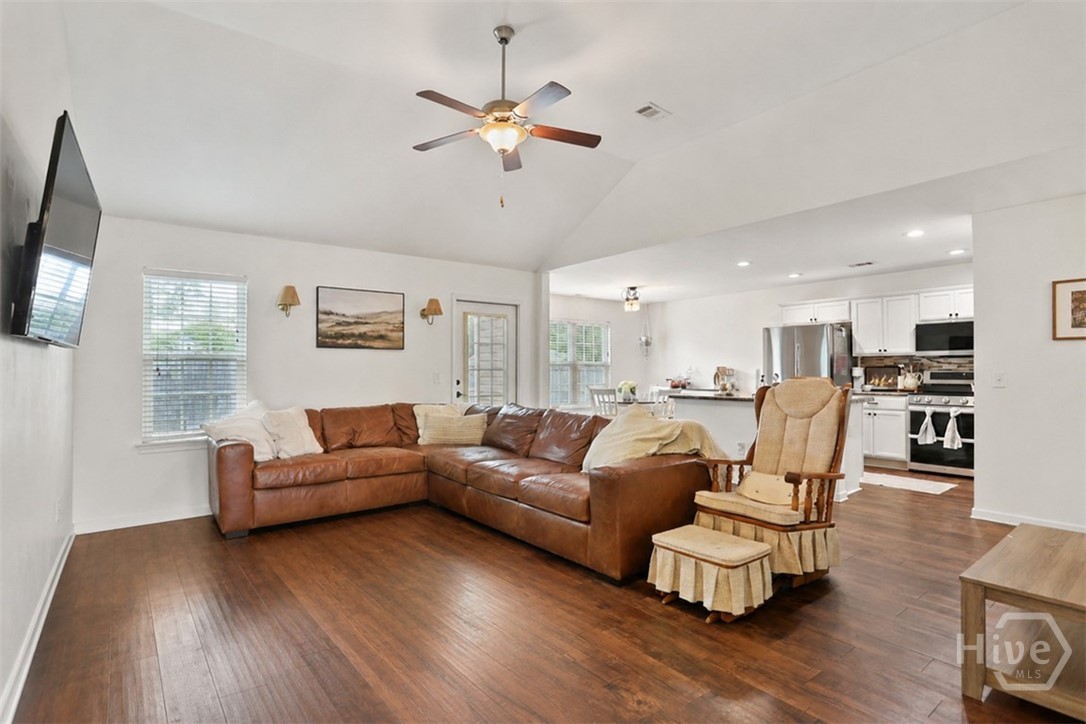 3rd image of 43 Farrington Cir, Guyton, GA 31312 | MLS# SA362078