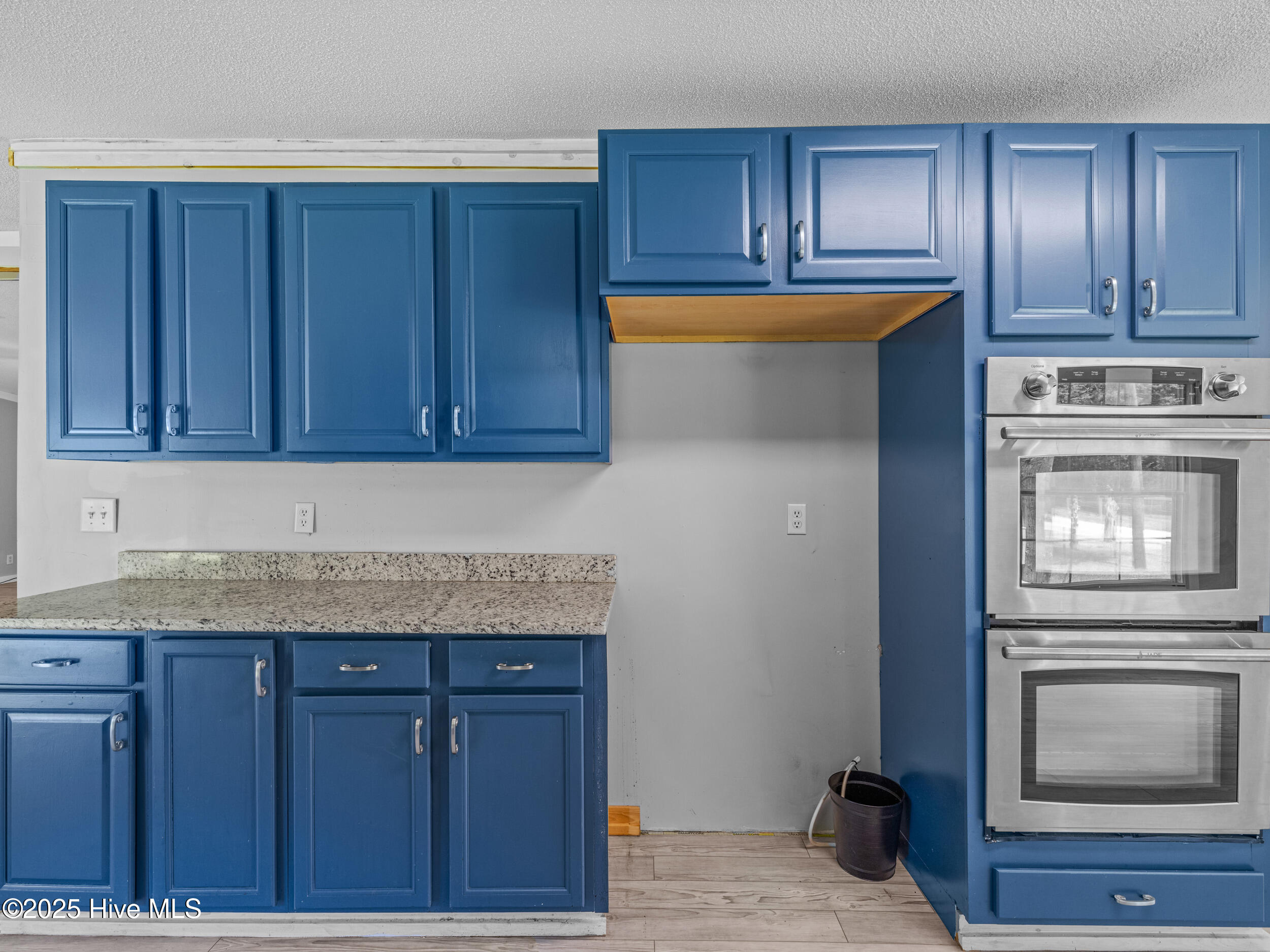 100520478 | Photo 10