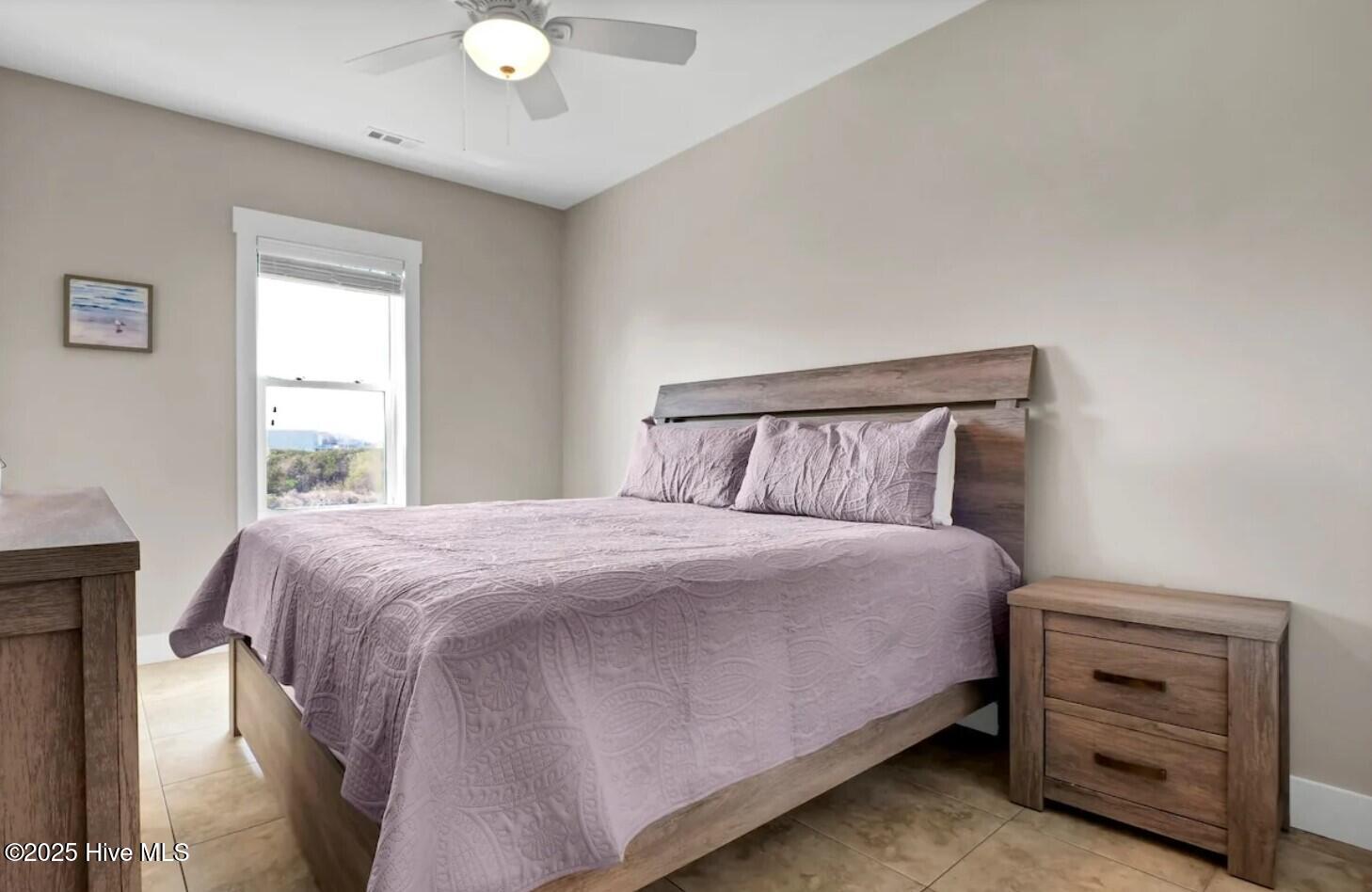 100519019 | Photo 21