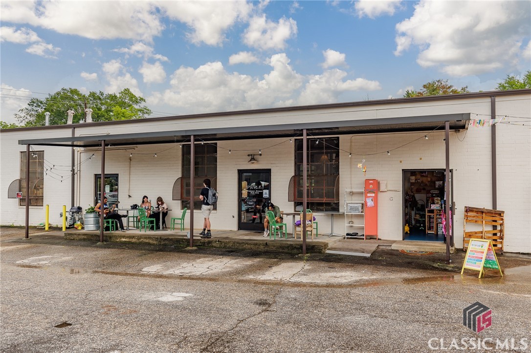 395 Cleveland Avenue