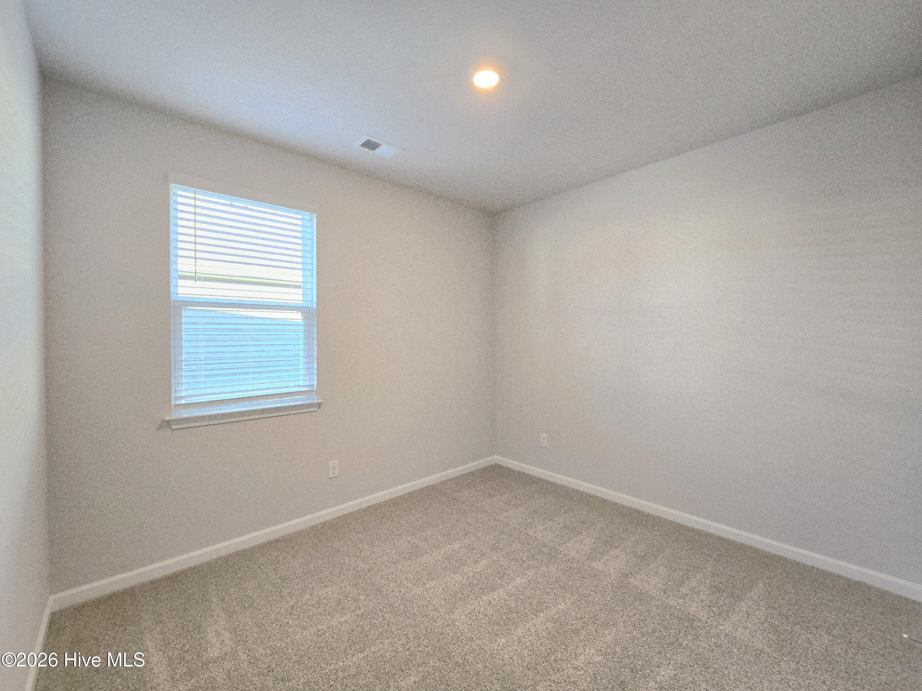 100541756 | Photo 22