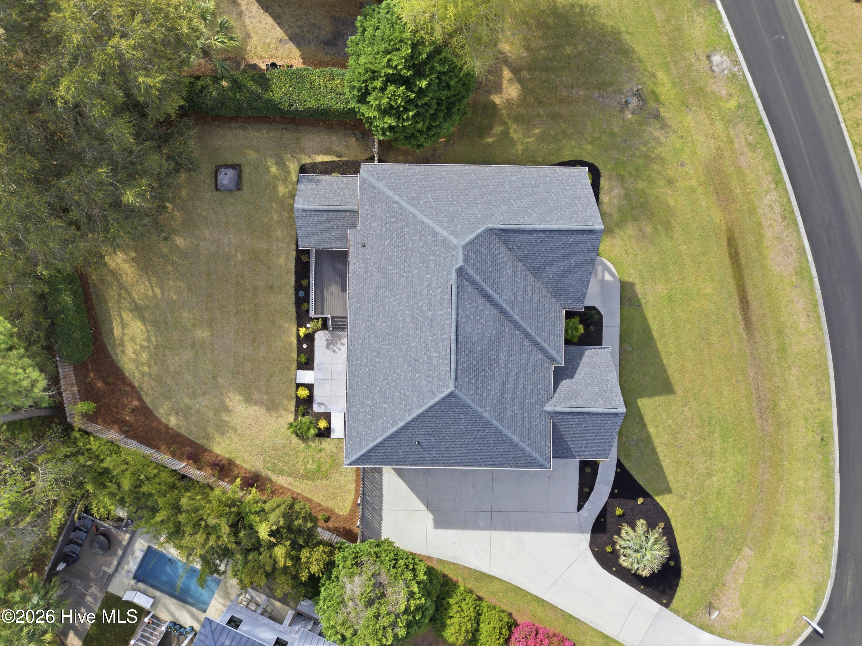 100562697 | Photo 76