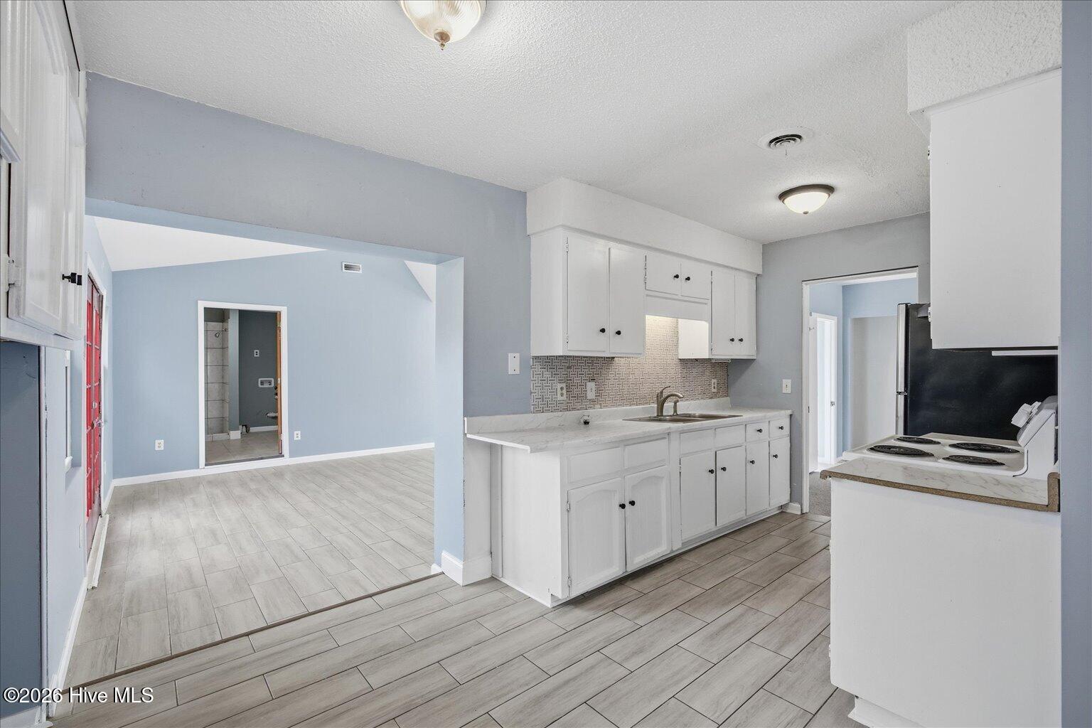 100555957 | Photo 17