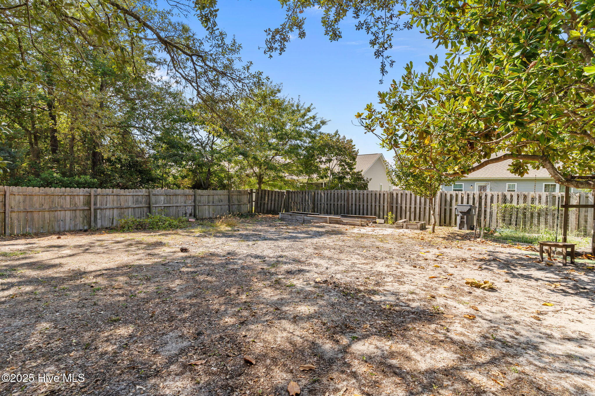 100531934 | Photo 42